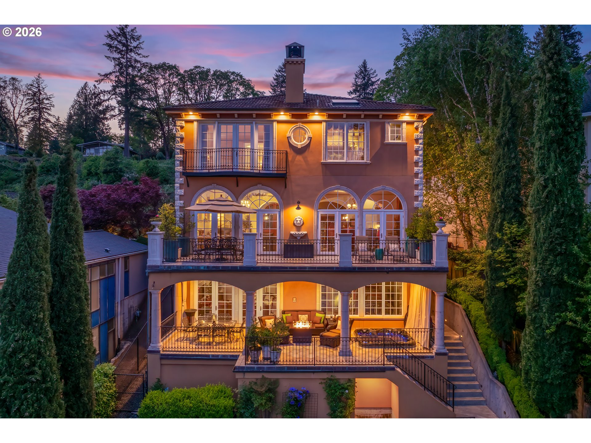 main property photo 40
