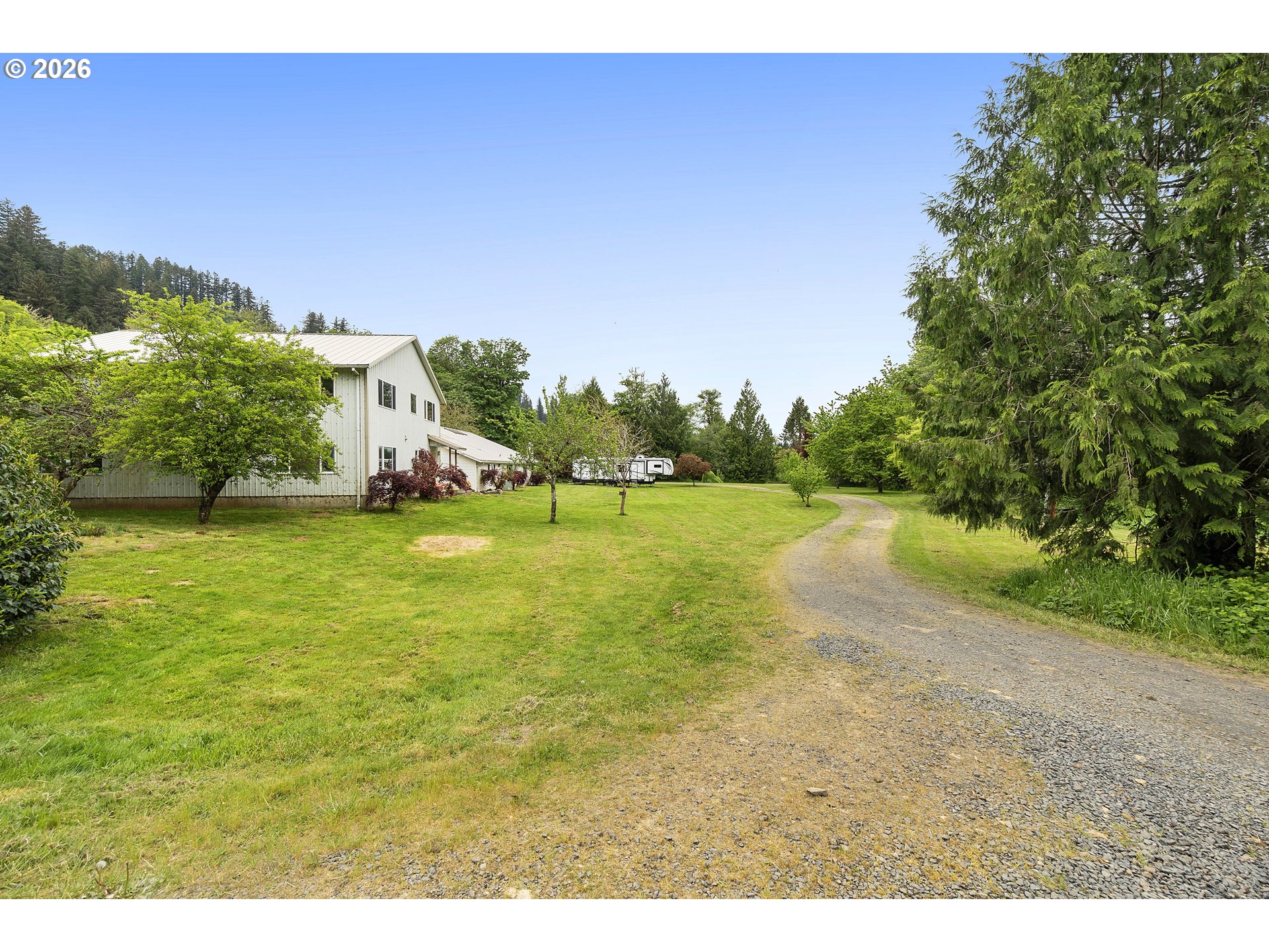 main property photo 29