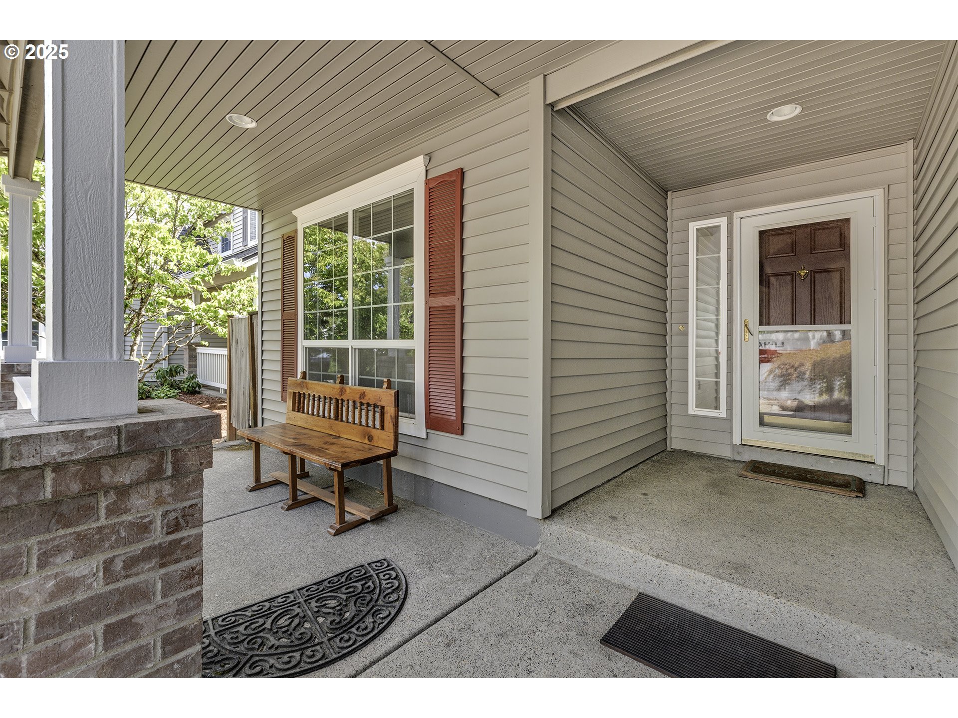 property viewer photo 1