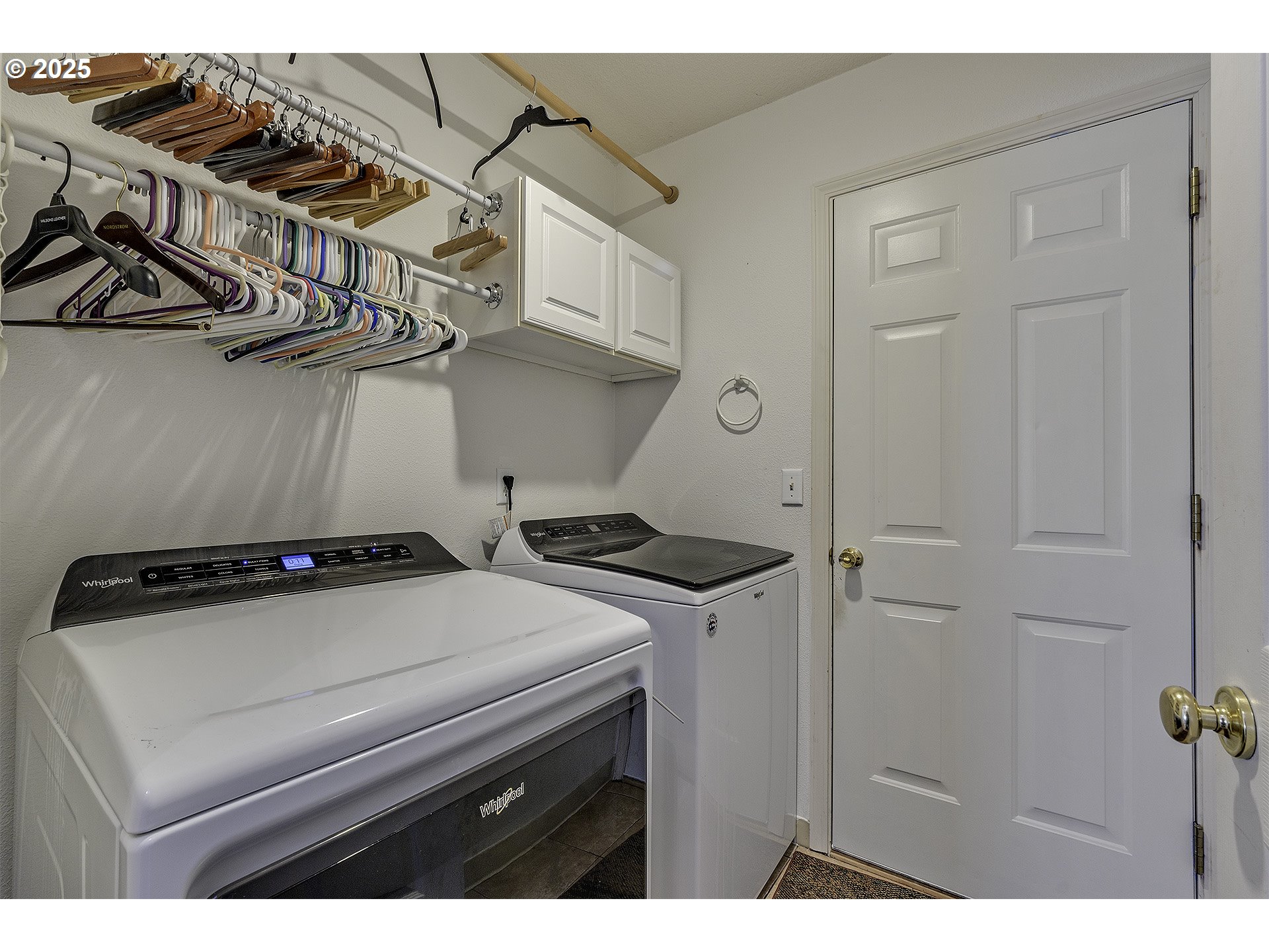 property viewer photo 18