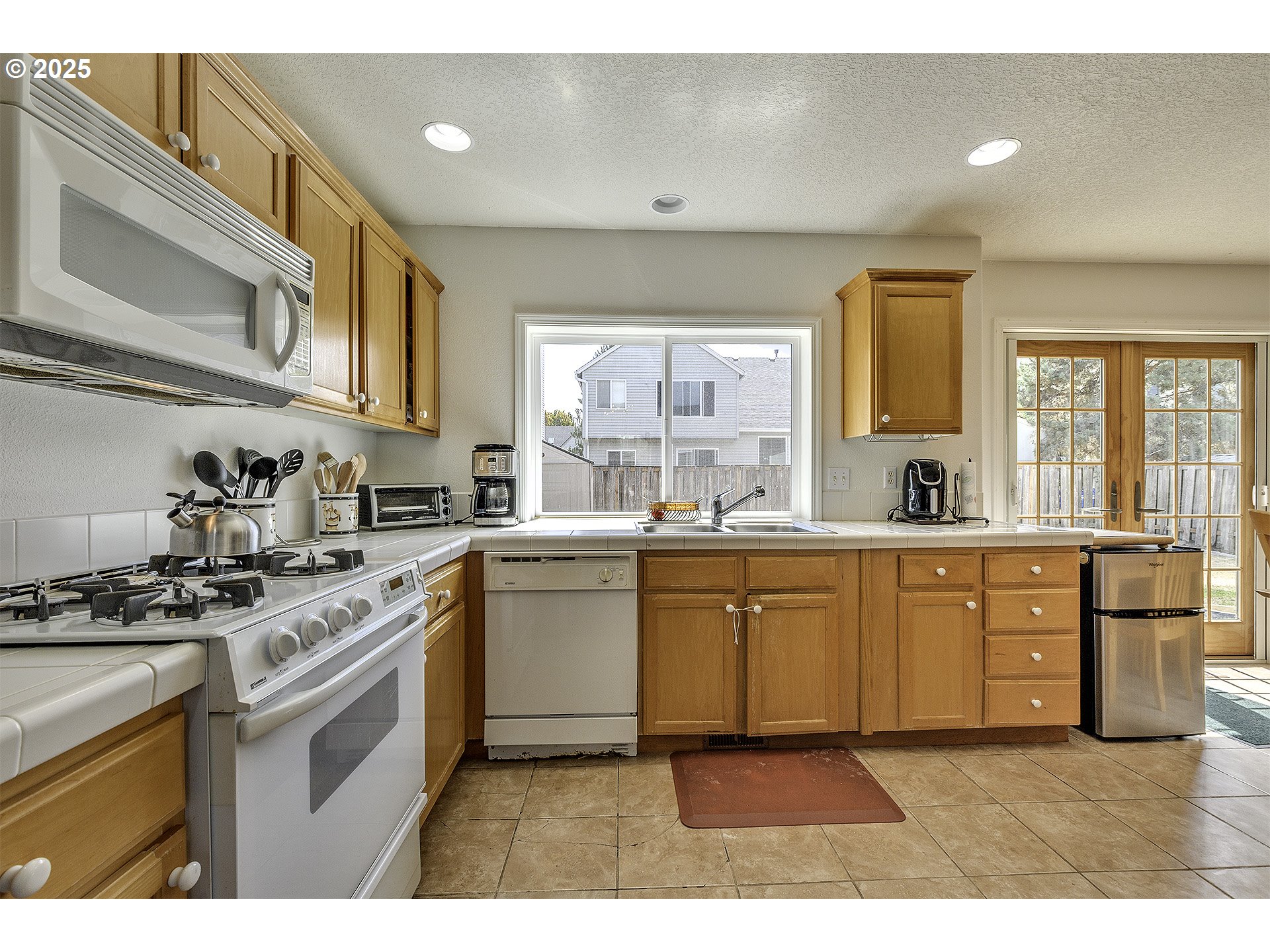 property viewer photo 7
