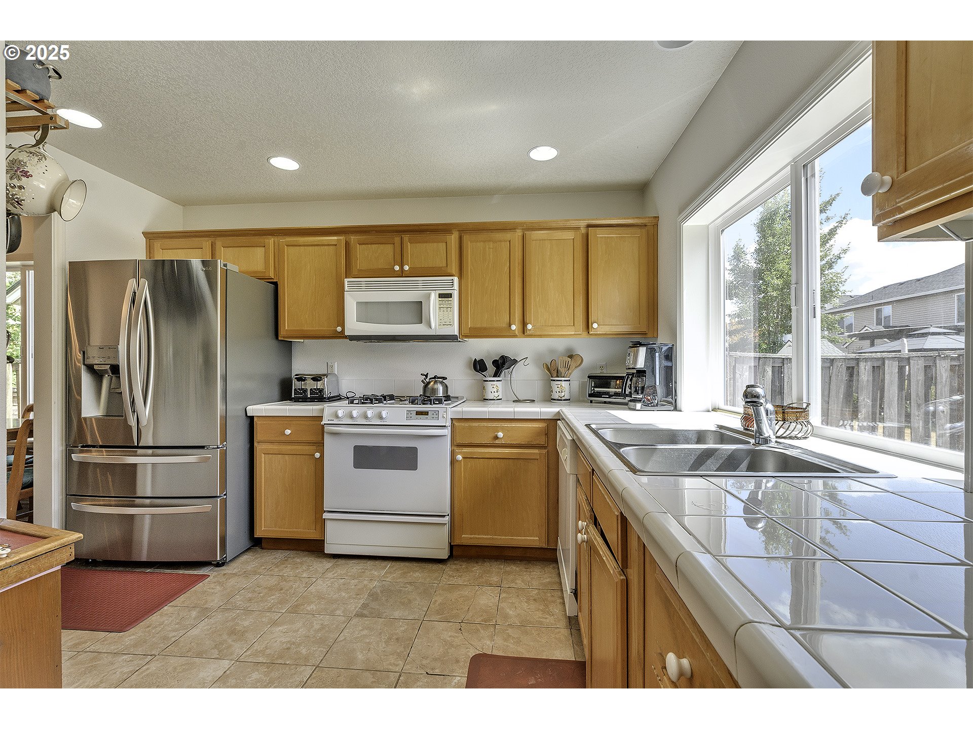 property viewer photo 8