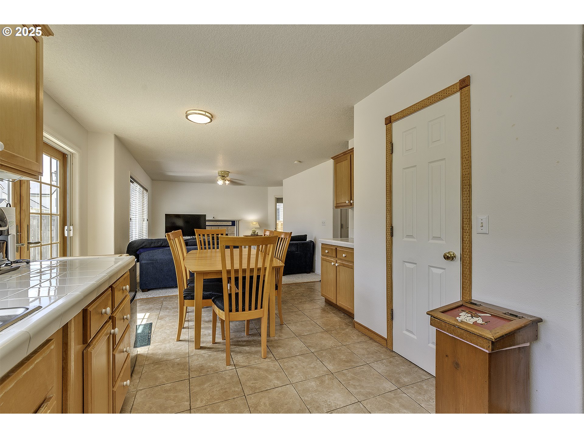property viewer photo 9
