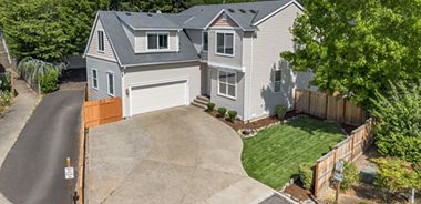 image of property with 4 Bed | 3 Bath | 2,930 Sqft