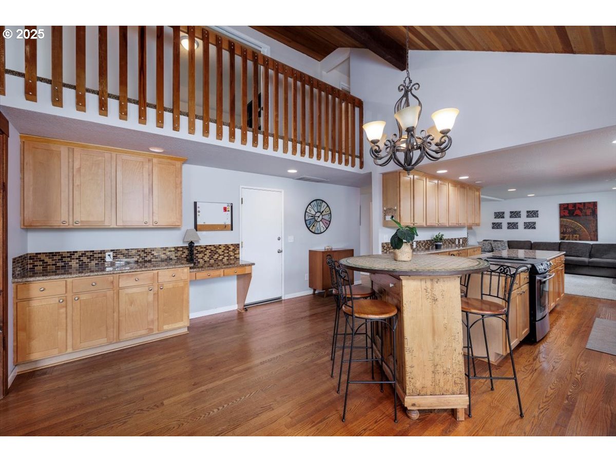 property viewer photo 12