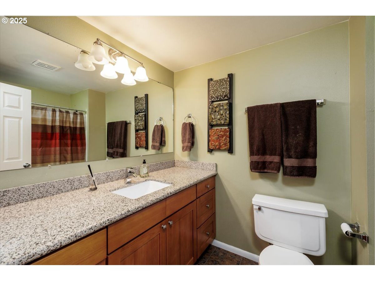 property viewer photo 22