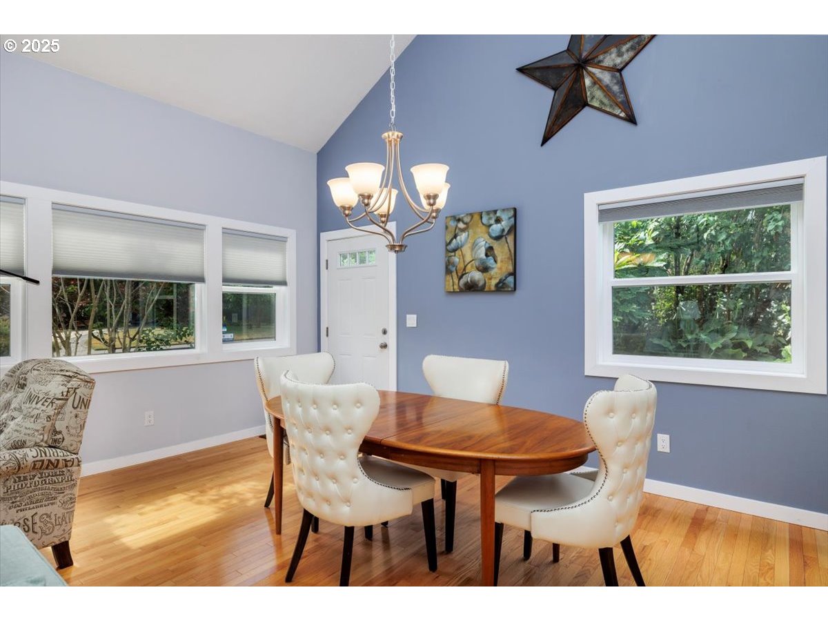 property viewer photo 35