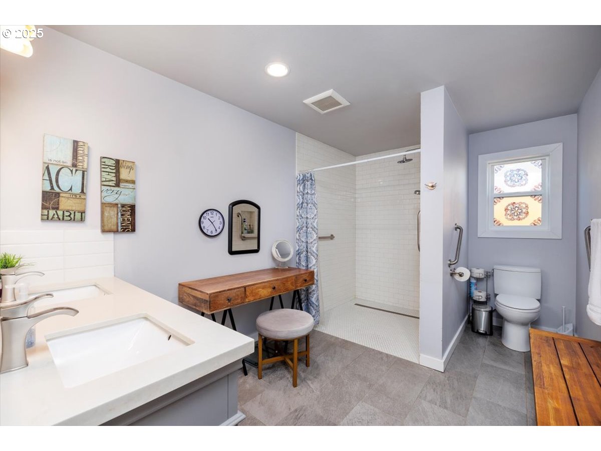 property viewer photo 39