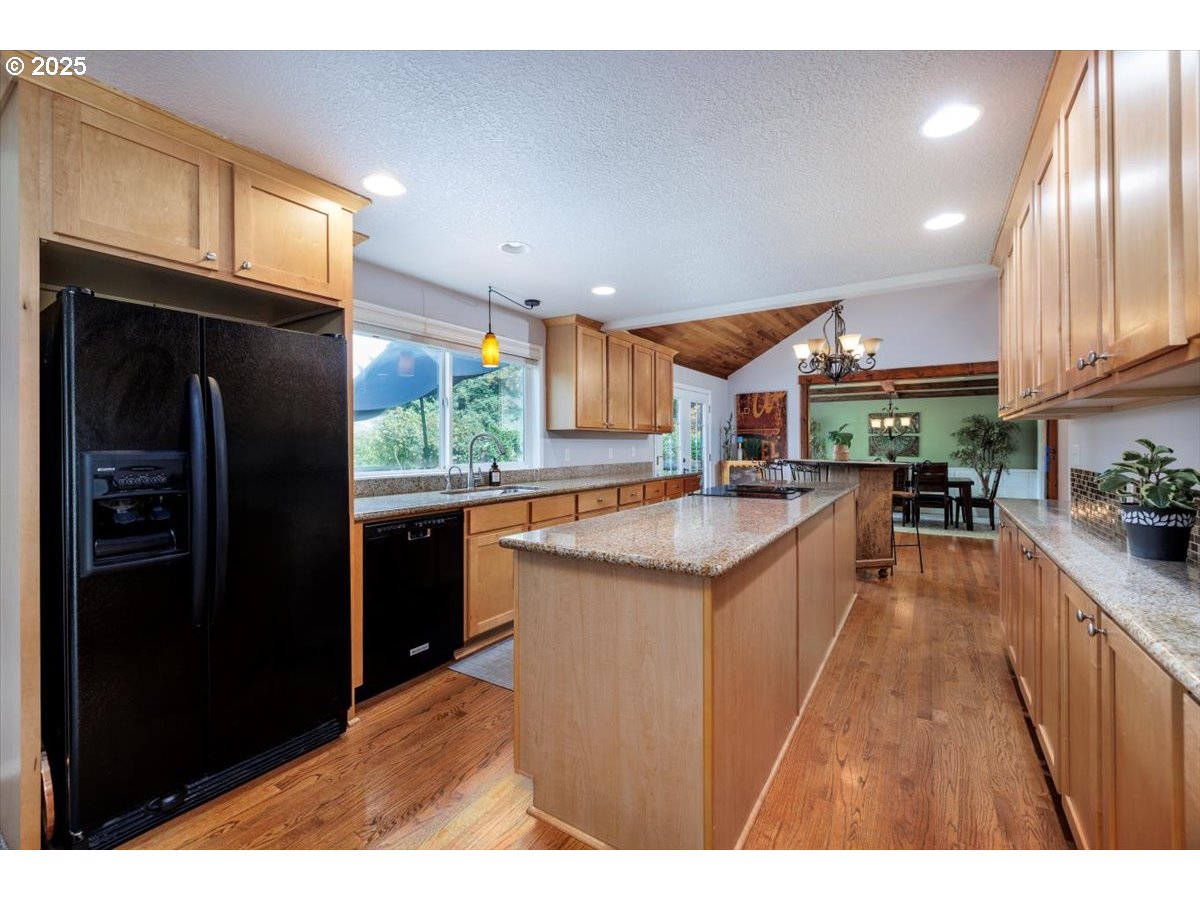 property viewer photo 9