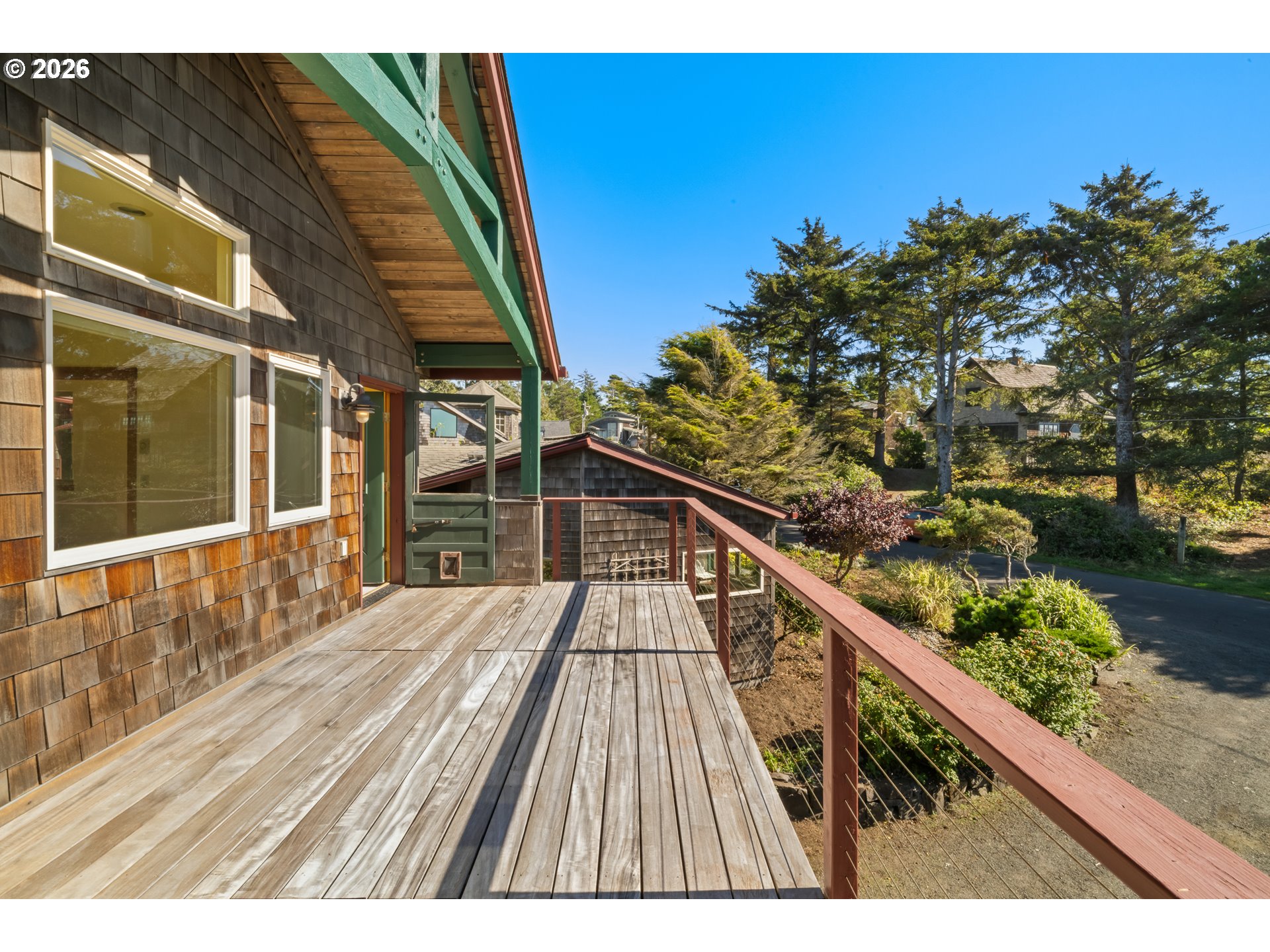 main property photo 16