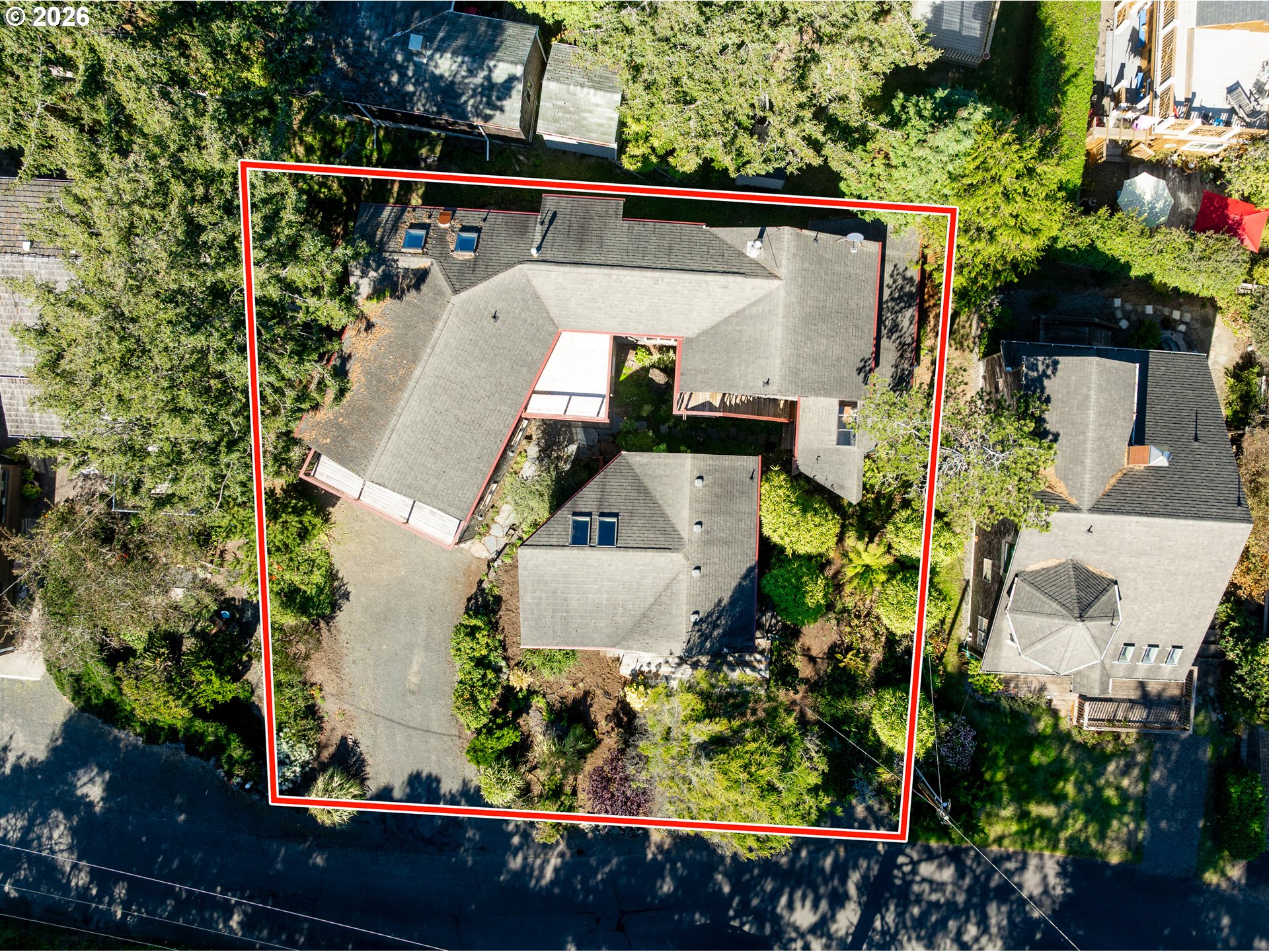 main property photo 33