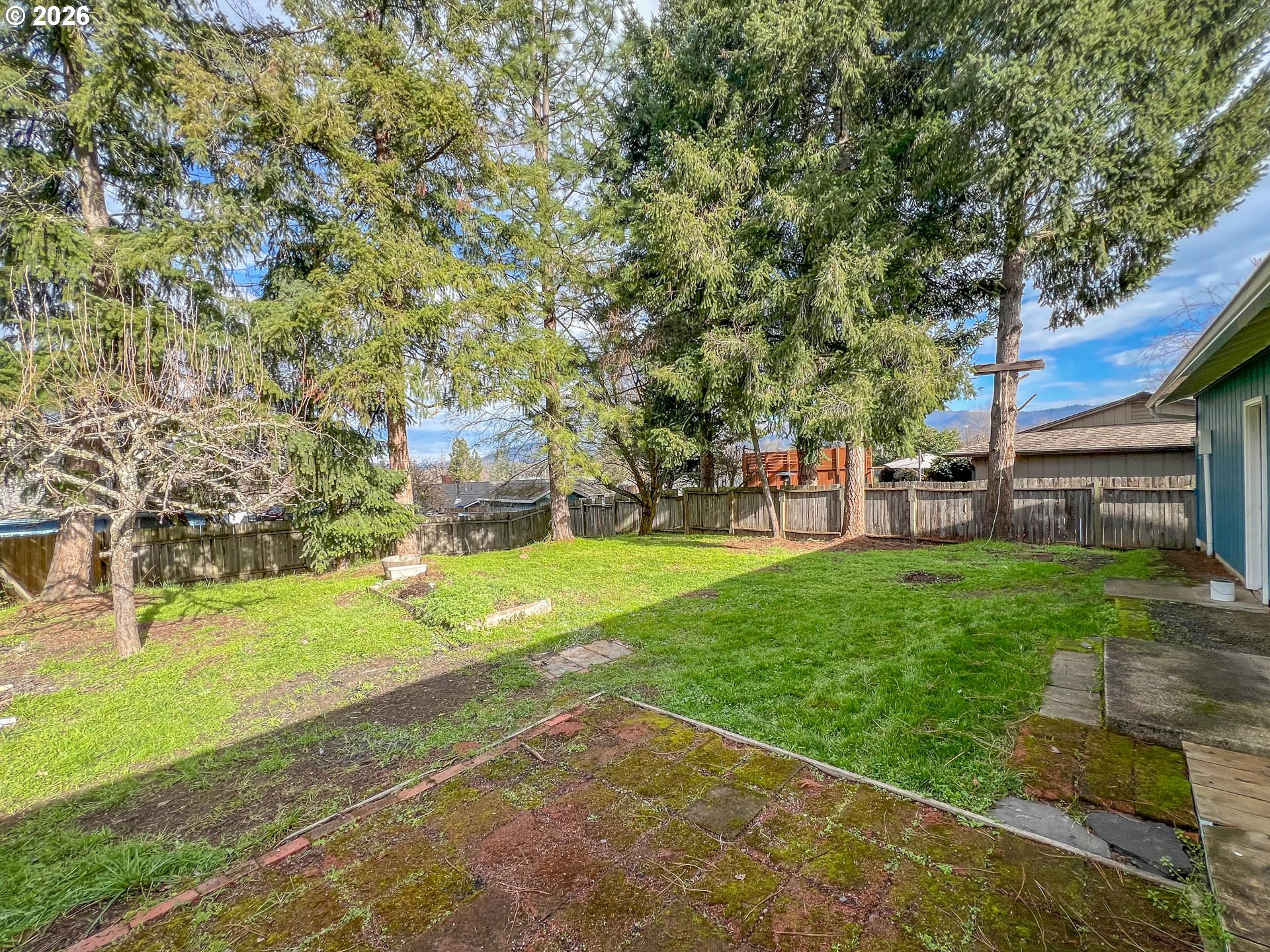 property viewer photo 12