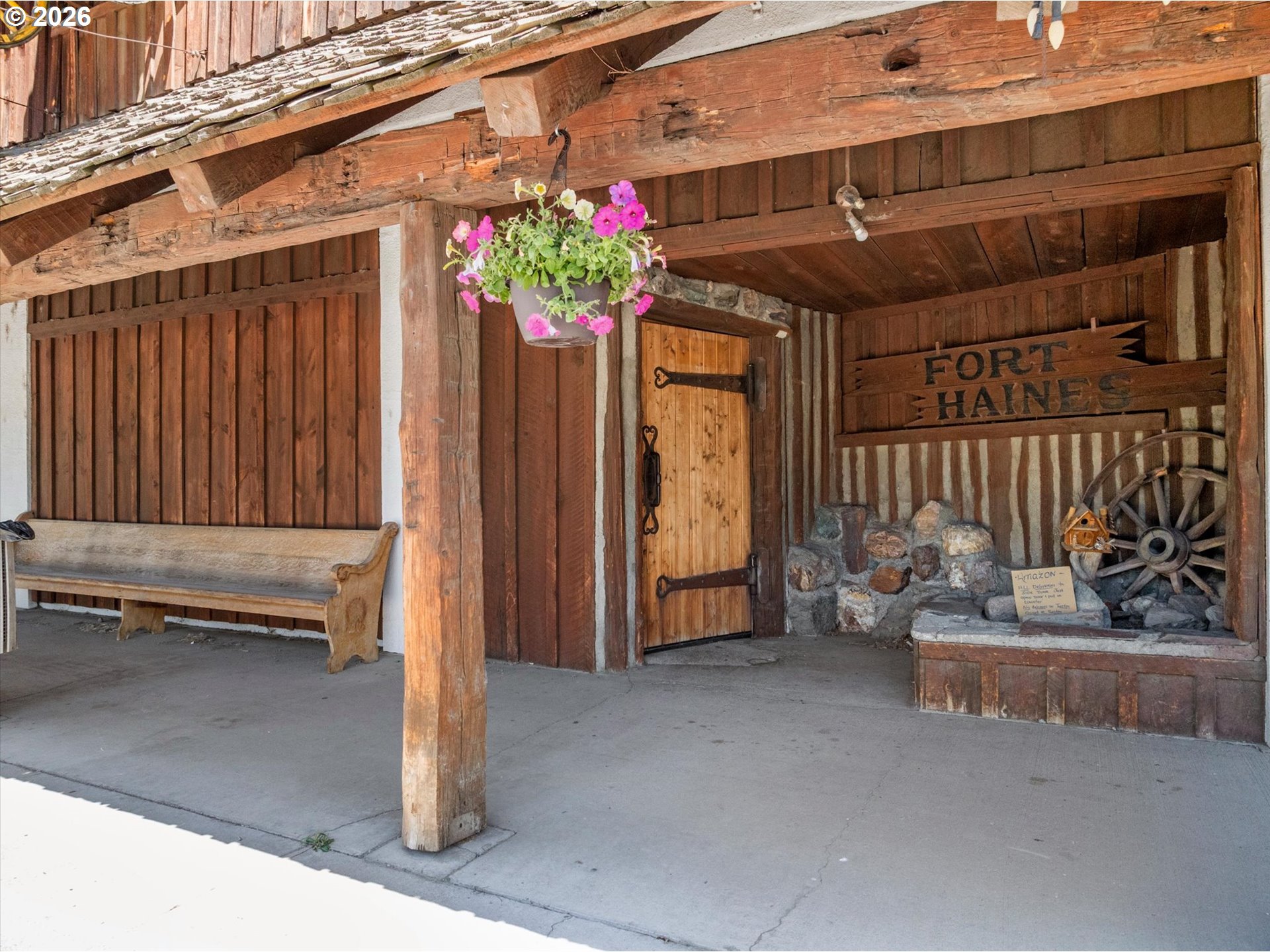 main property photo 39