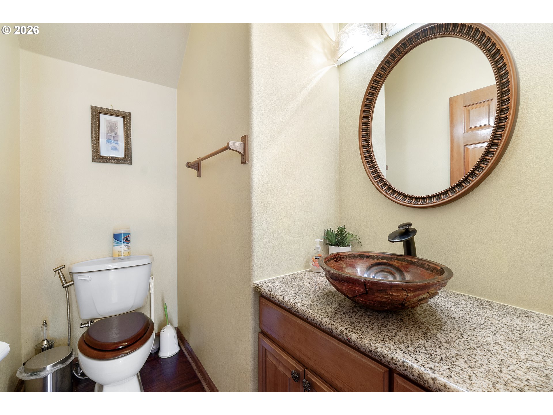 main property photo 12