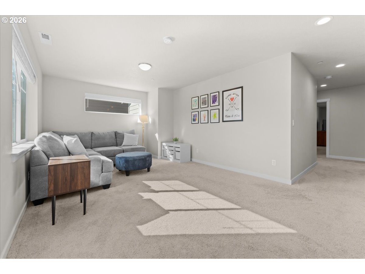 property viewer photo 15