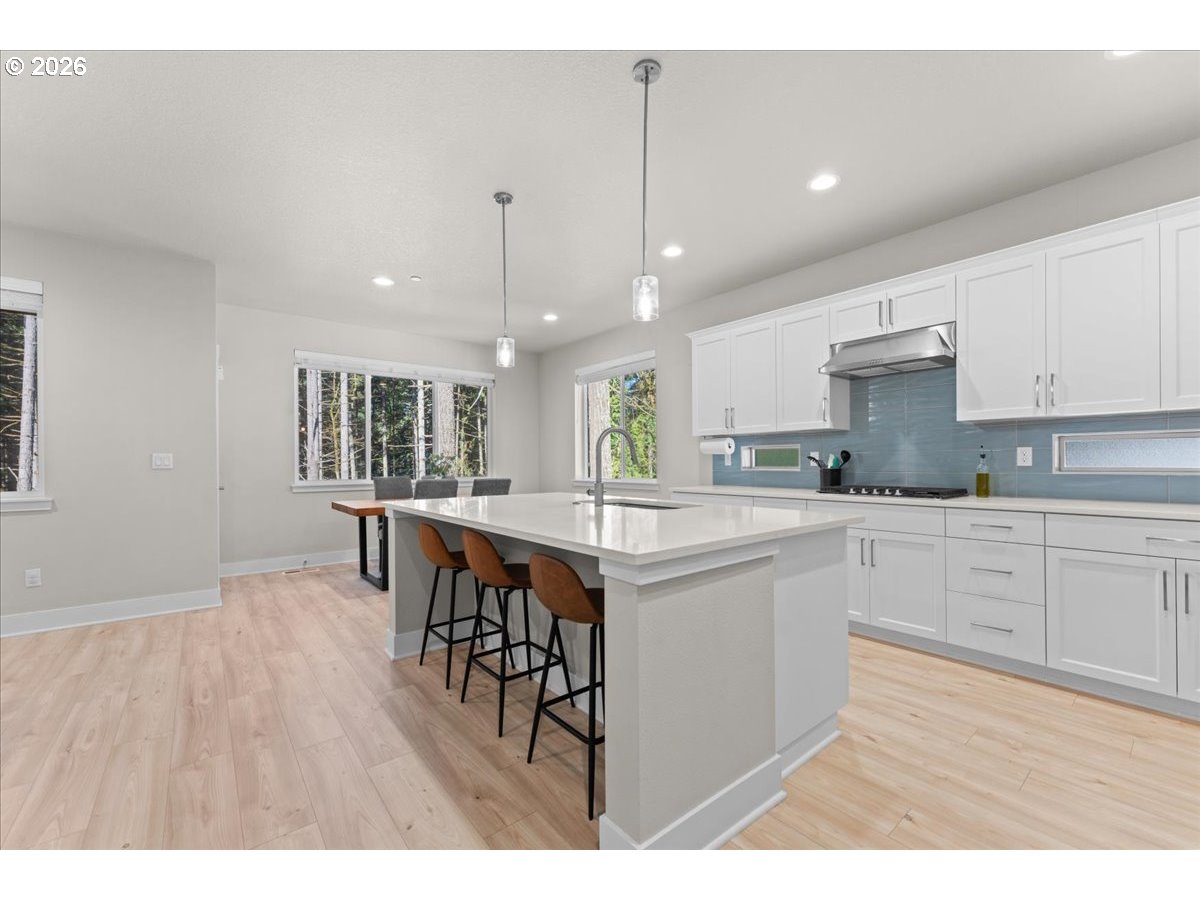 property viewer photo 3