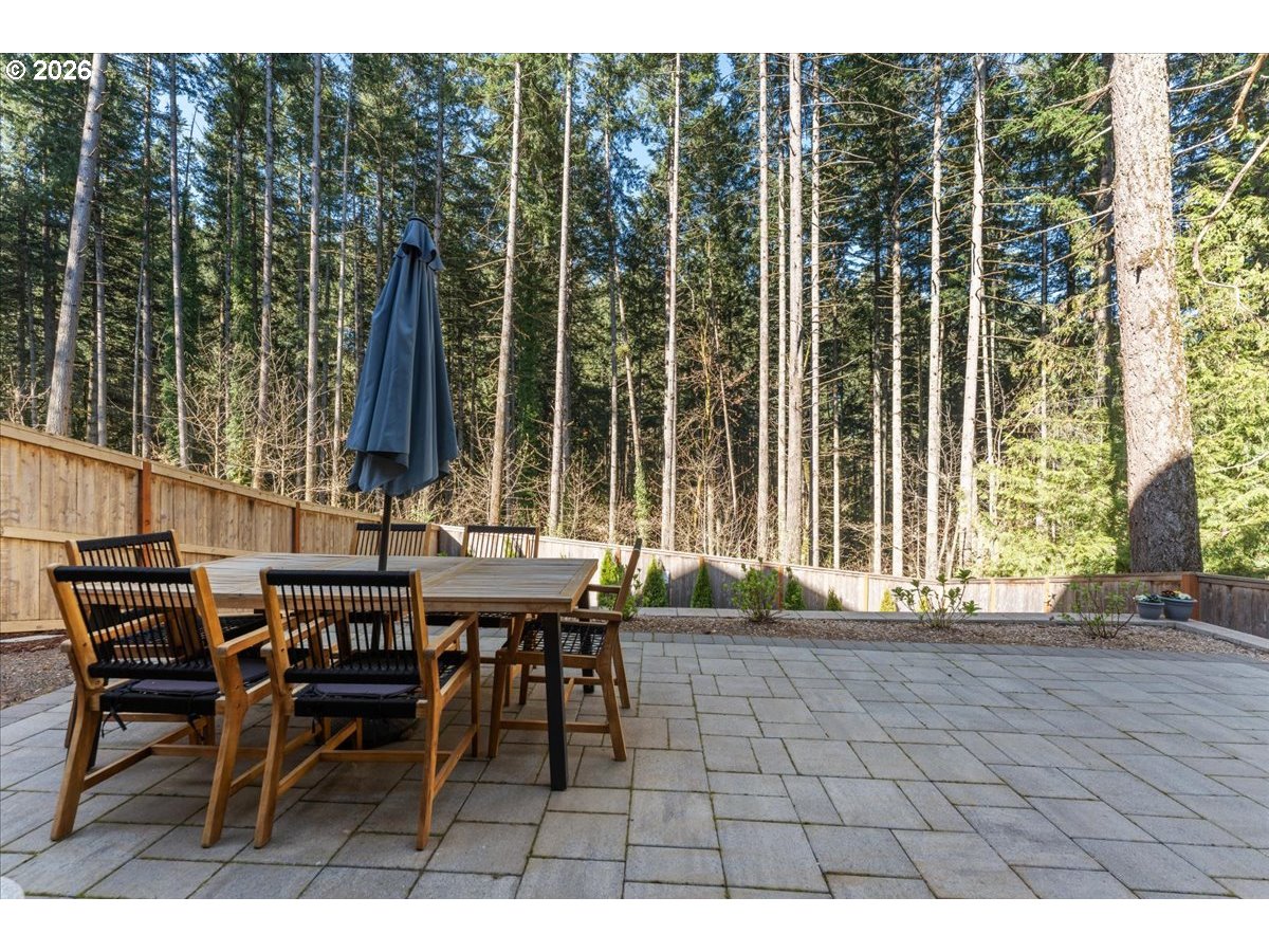 property viewer photo 30