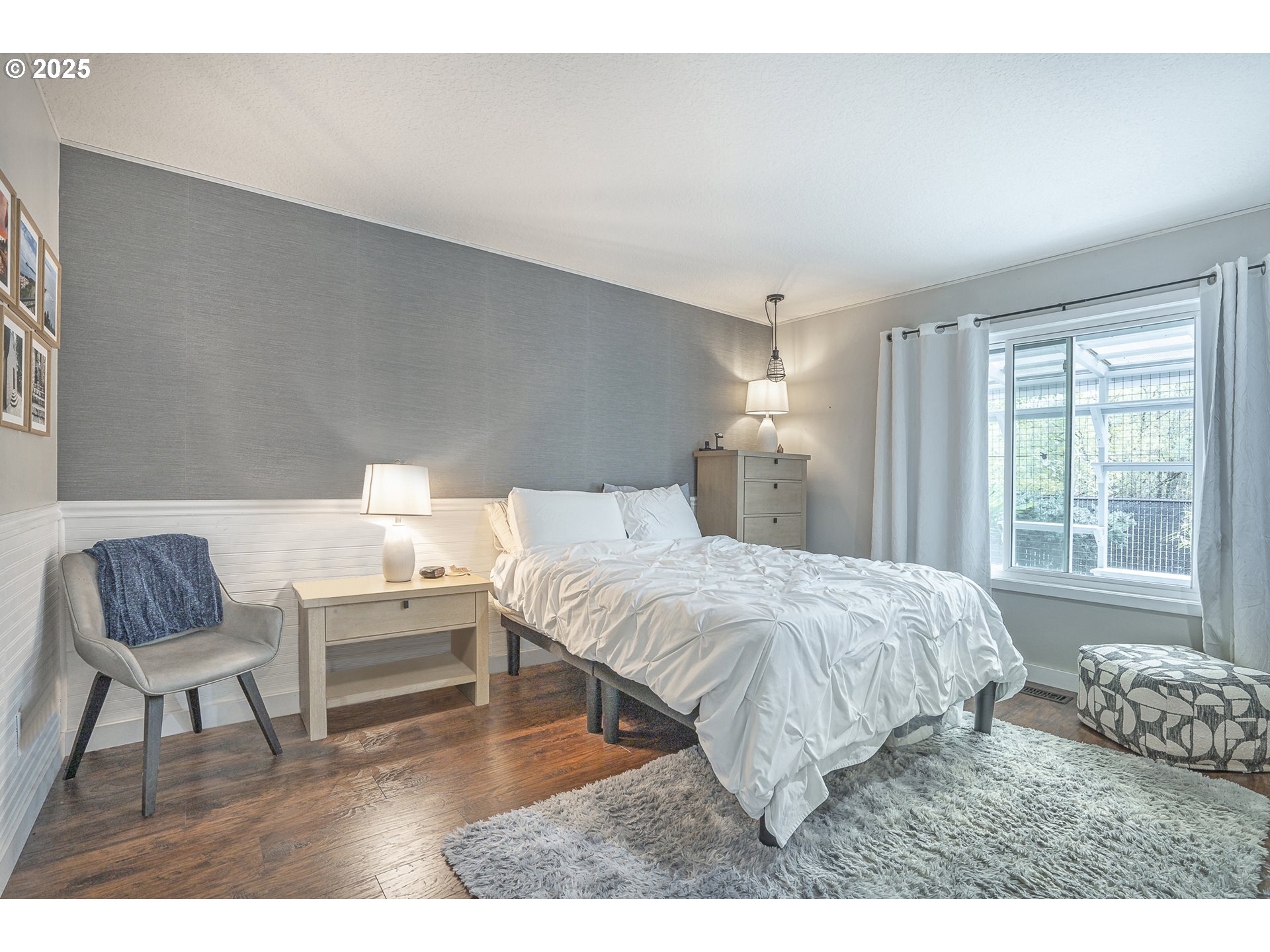 property viewer photo 19