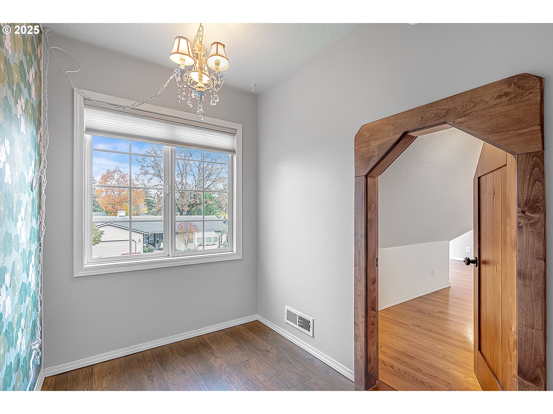property viewer photo 30