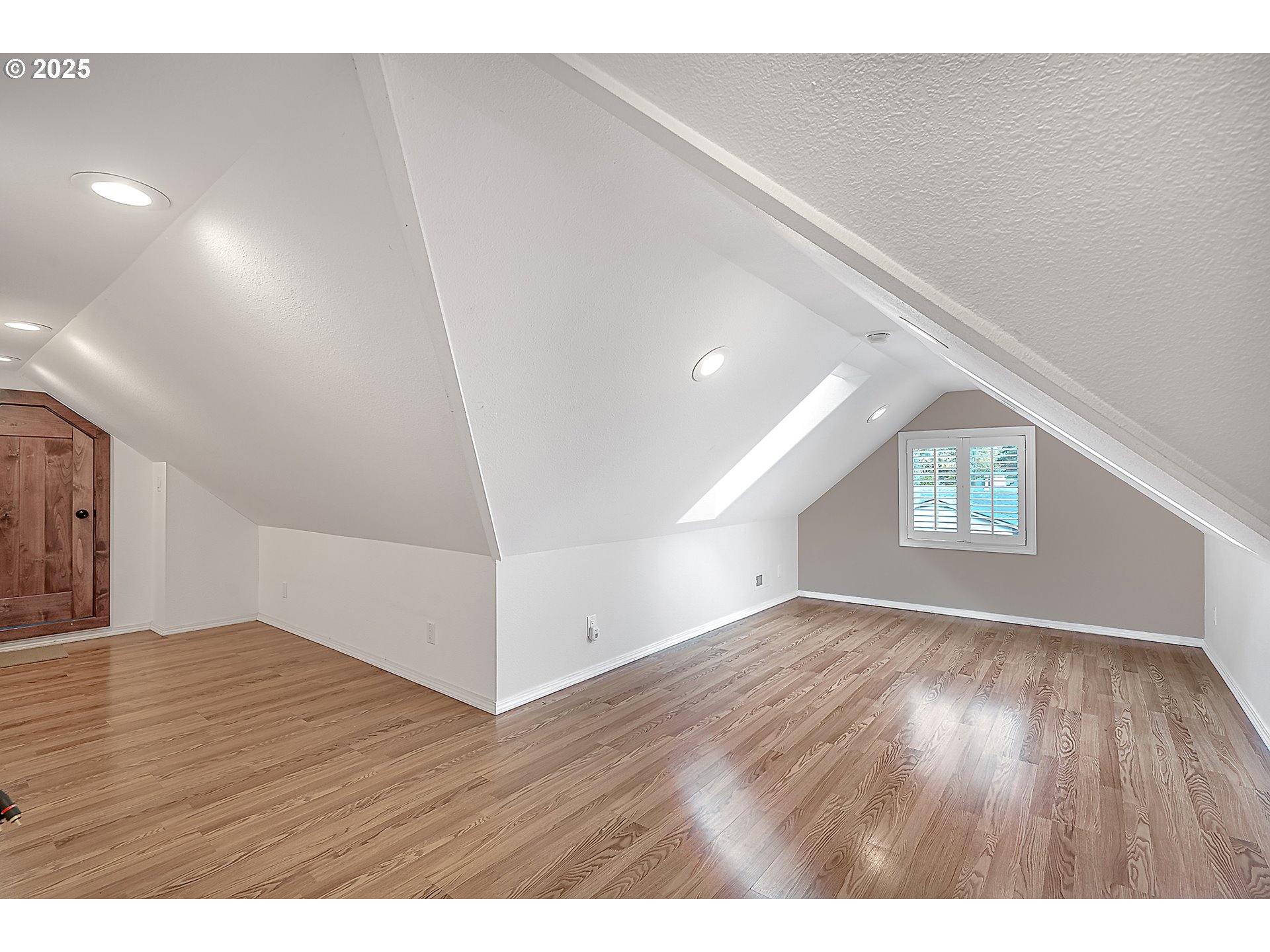property viewer photo 31