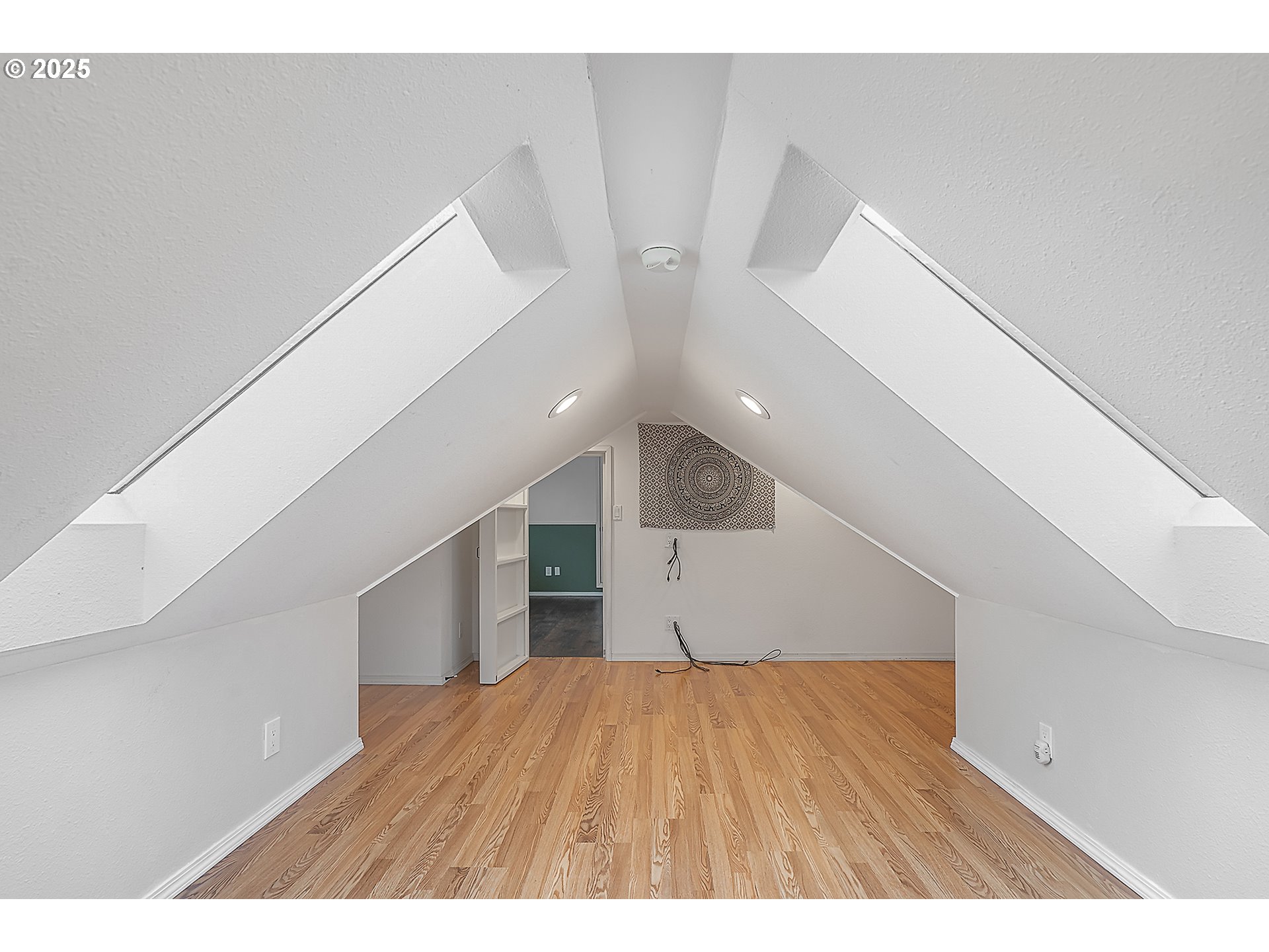 property viewer photo 32