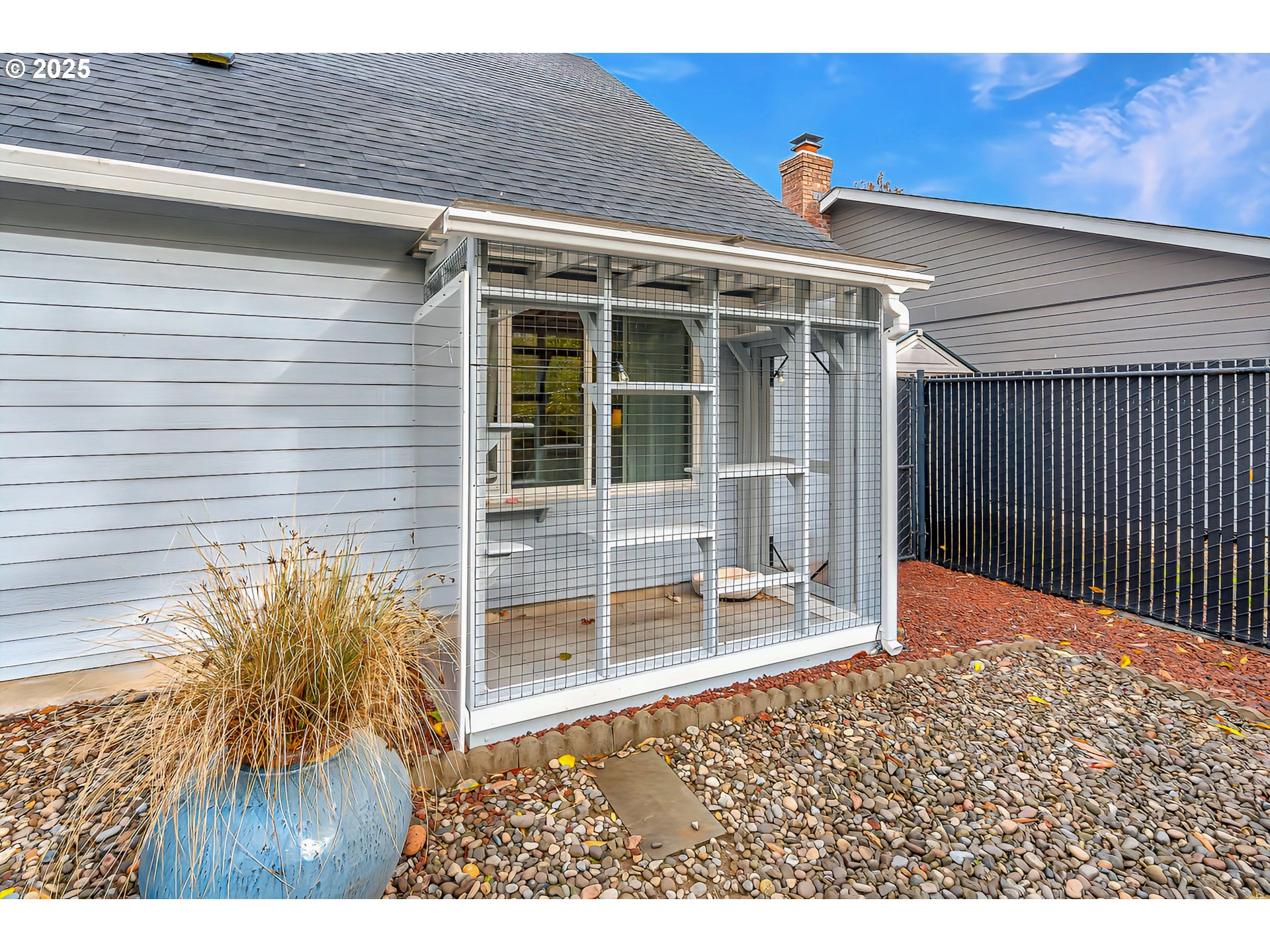 property viewer photo 41