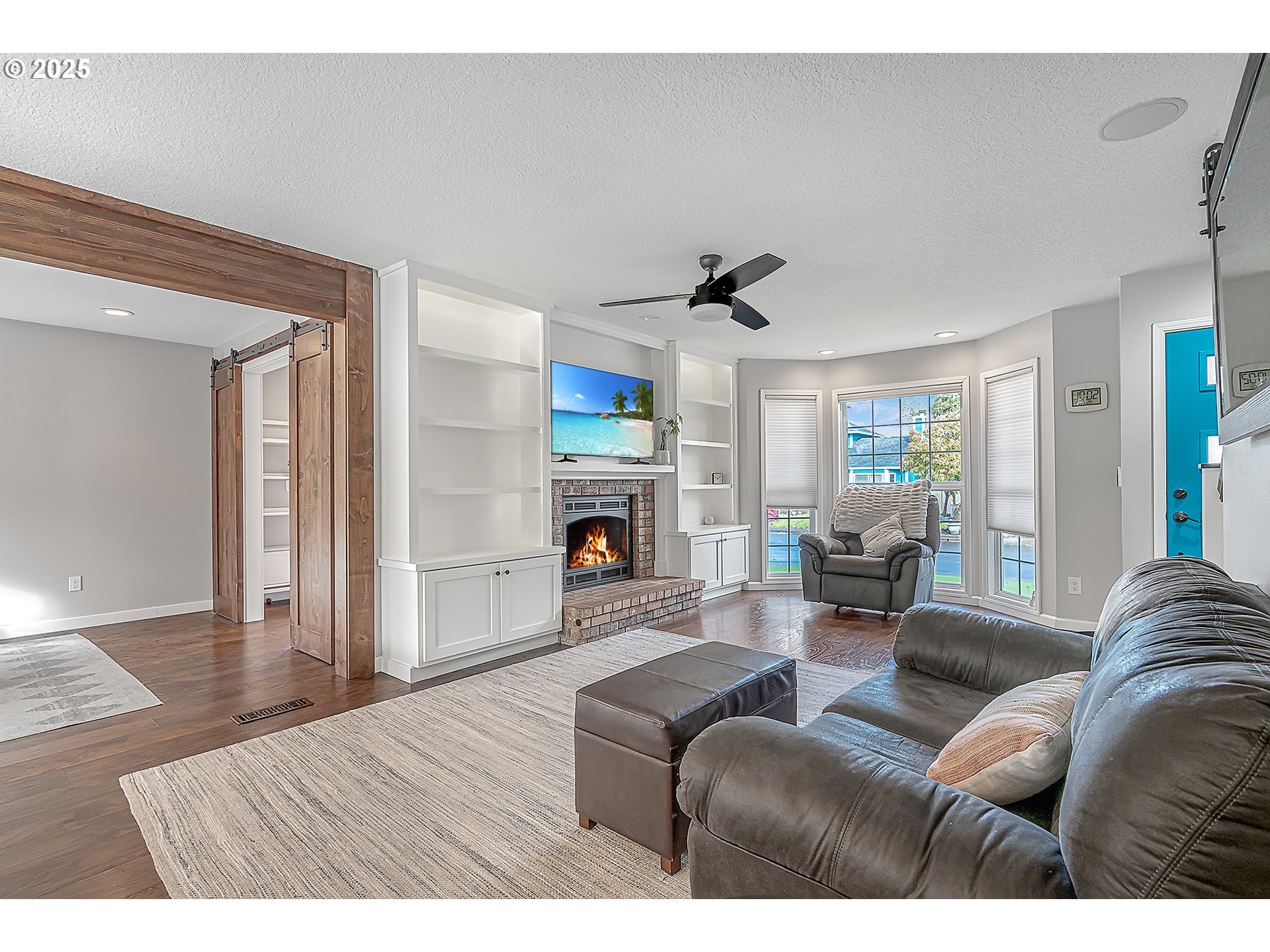 property viewer photo 6