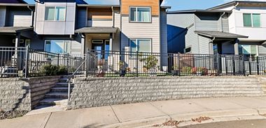 image of property with 3 Bed | 2 Bath | 1,946 Sqft