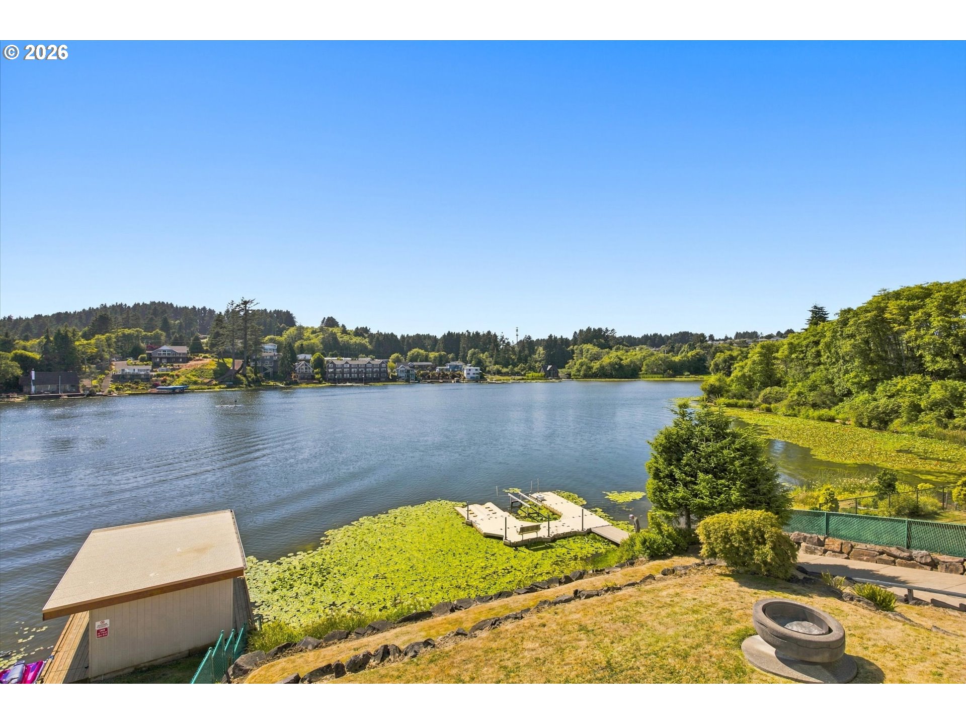 main property photo 40