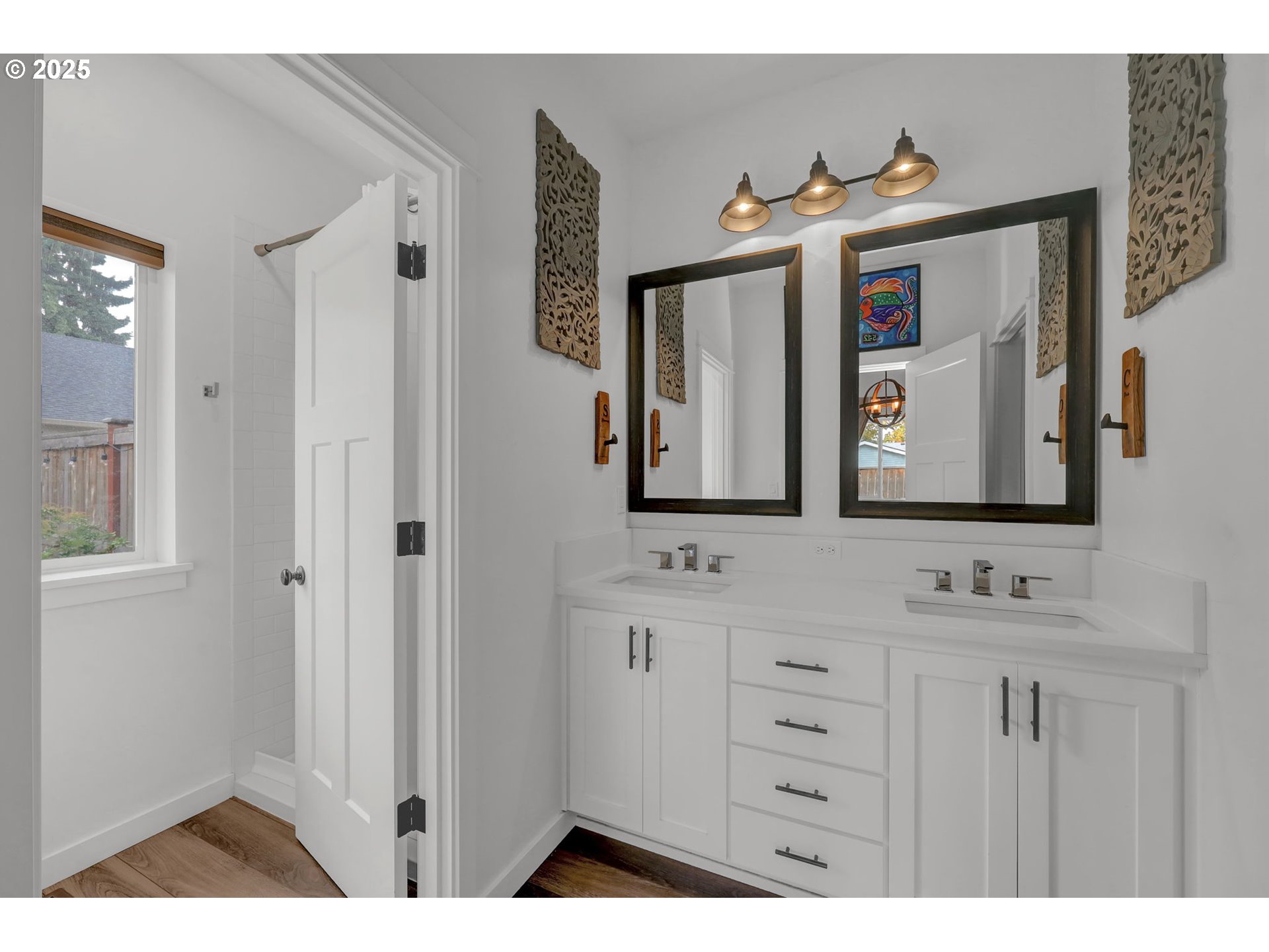 property viewer photo 21