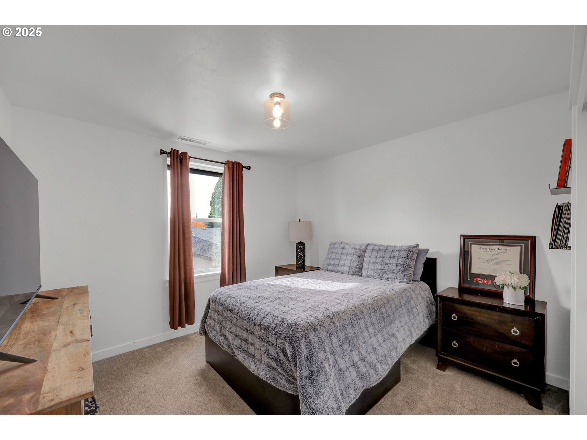 property viewer photo 28