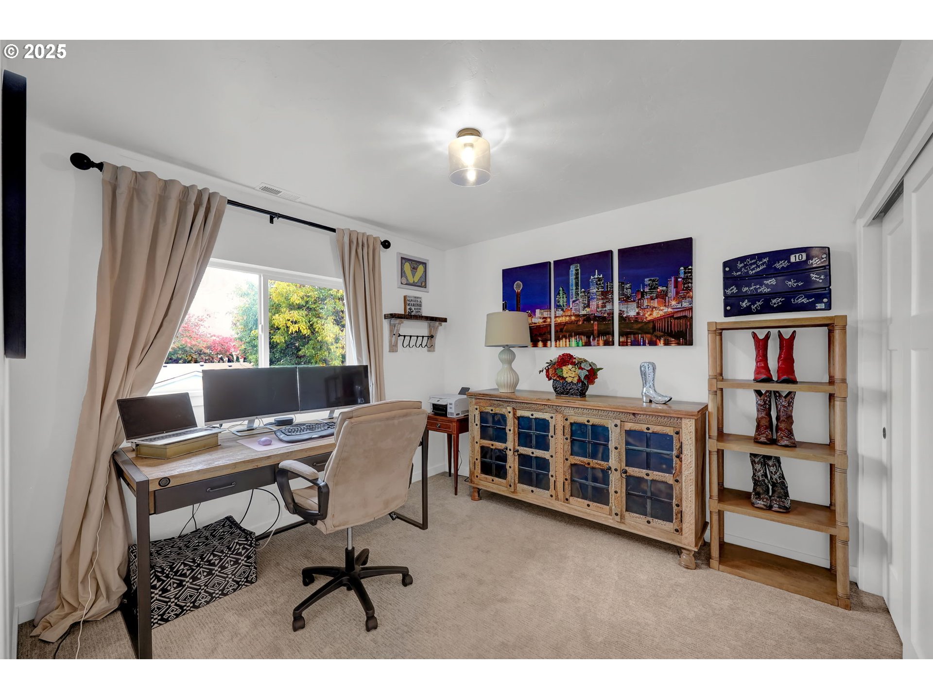 property viewer photo 30
