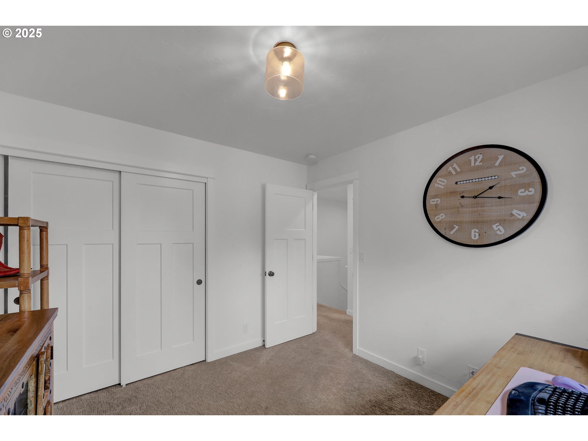 property viewer photo 31