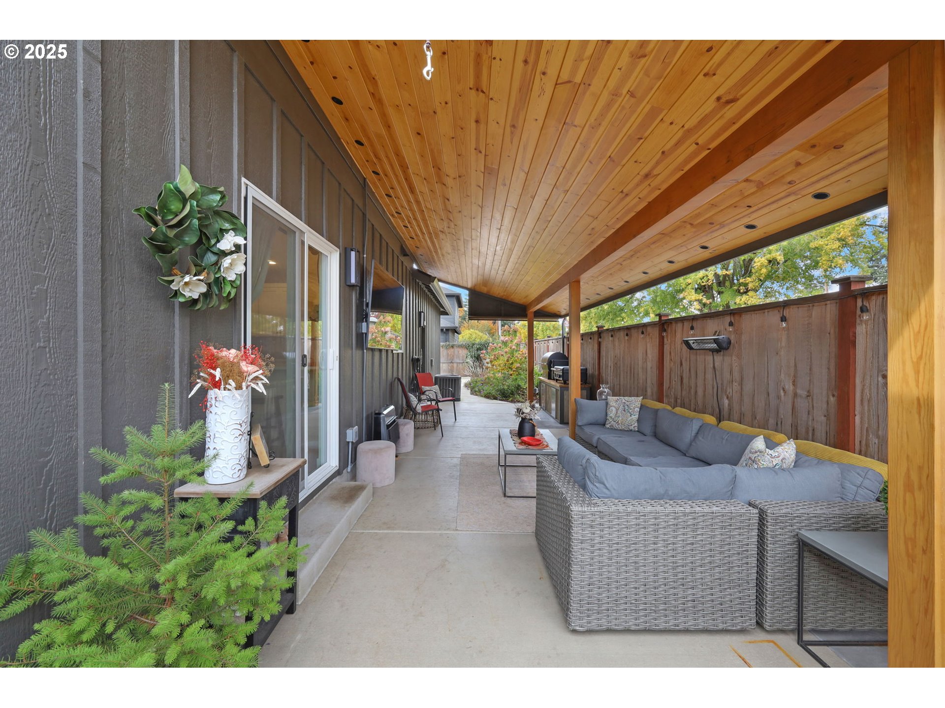 property viewer photo 34