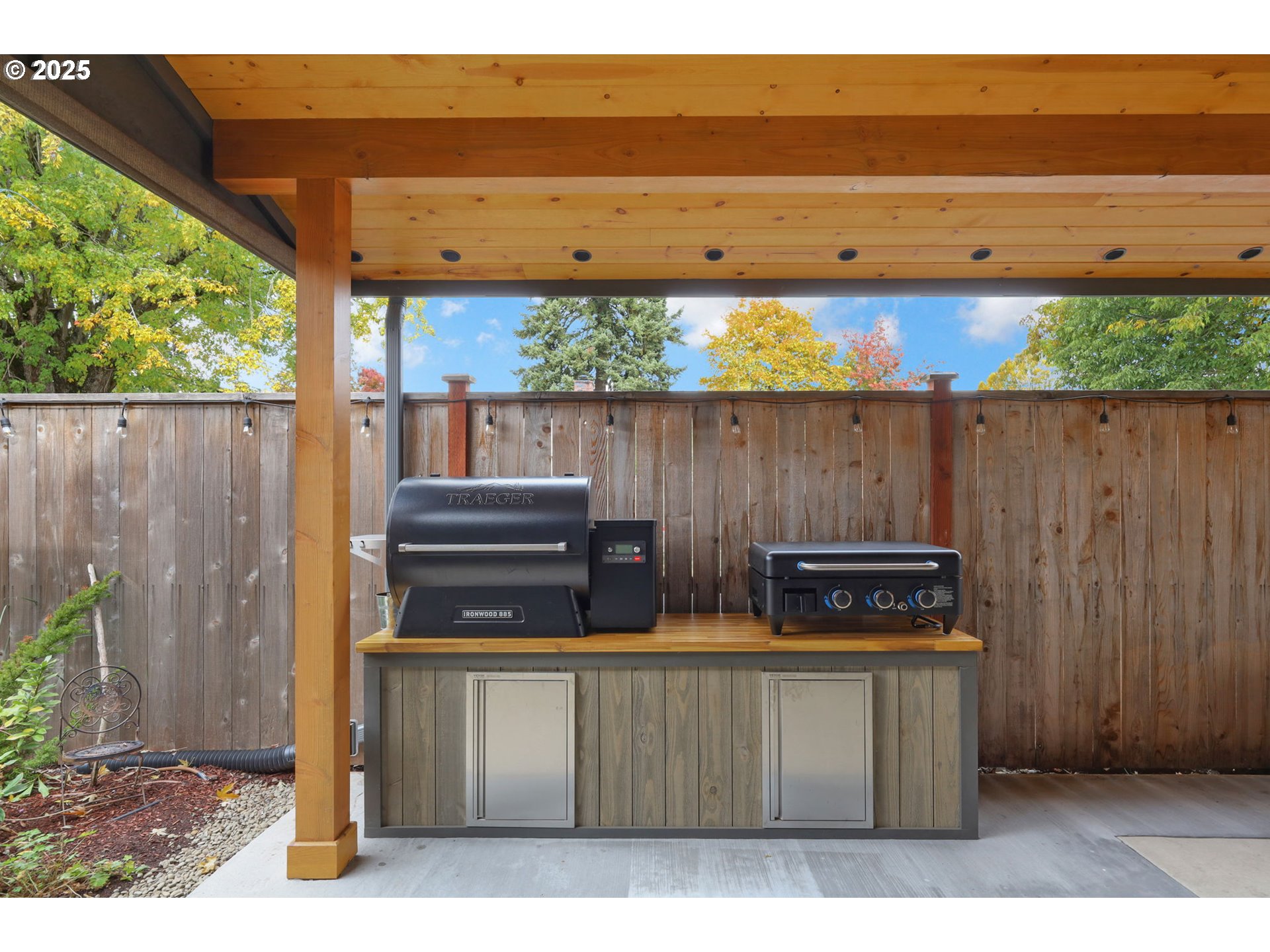 property viewer photo 37