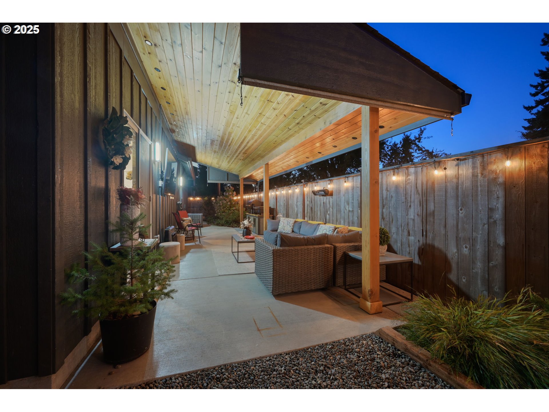 property viewer photo 41