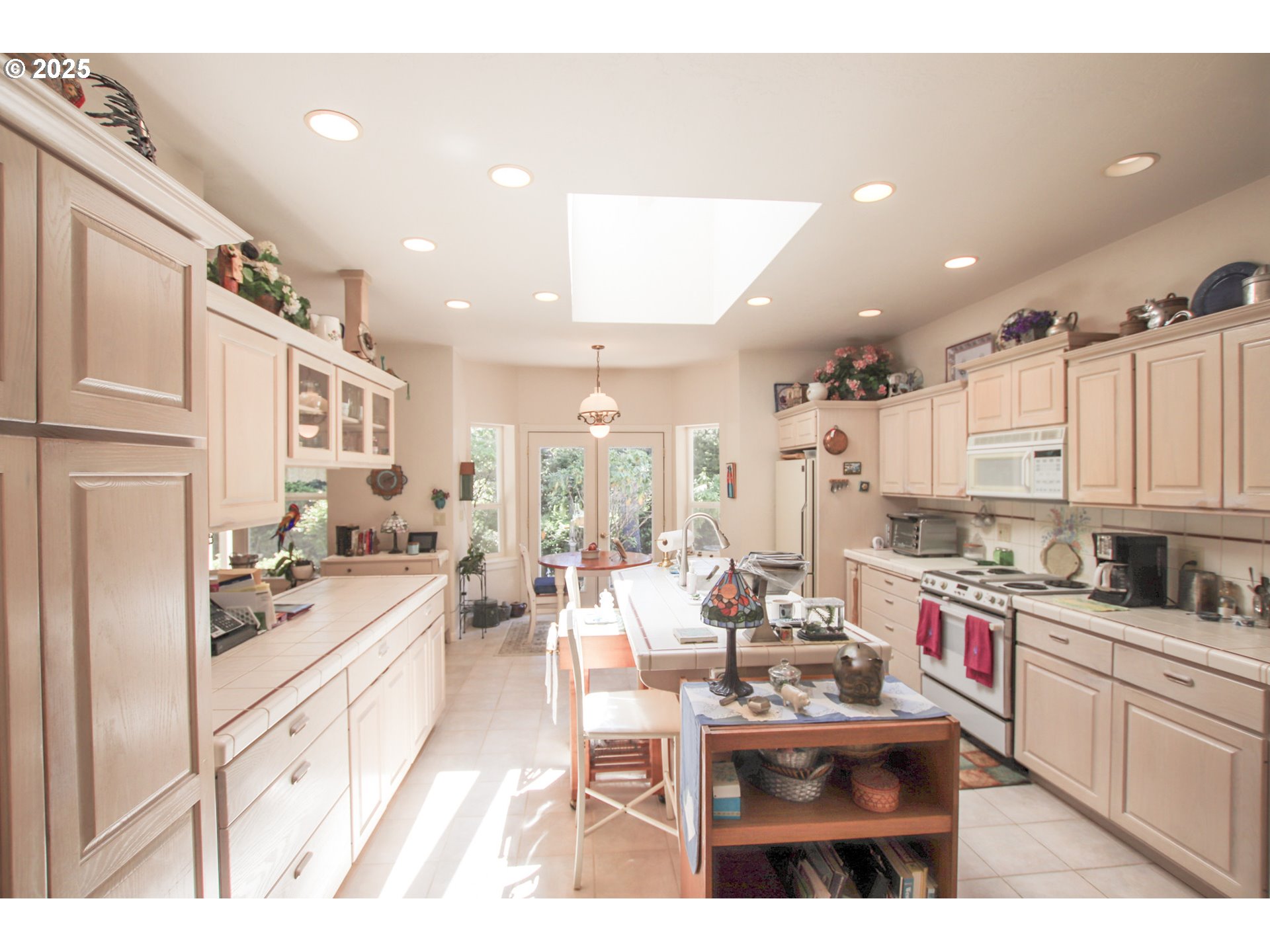 property viewer photo 16