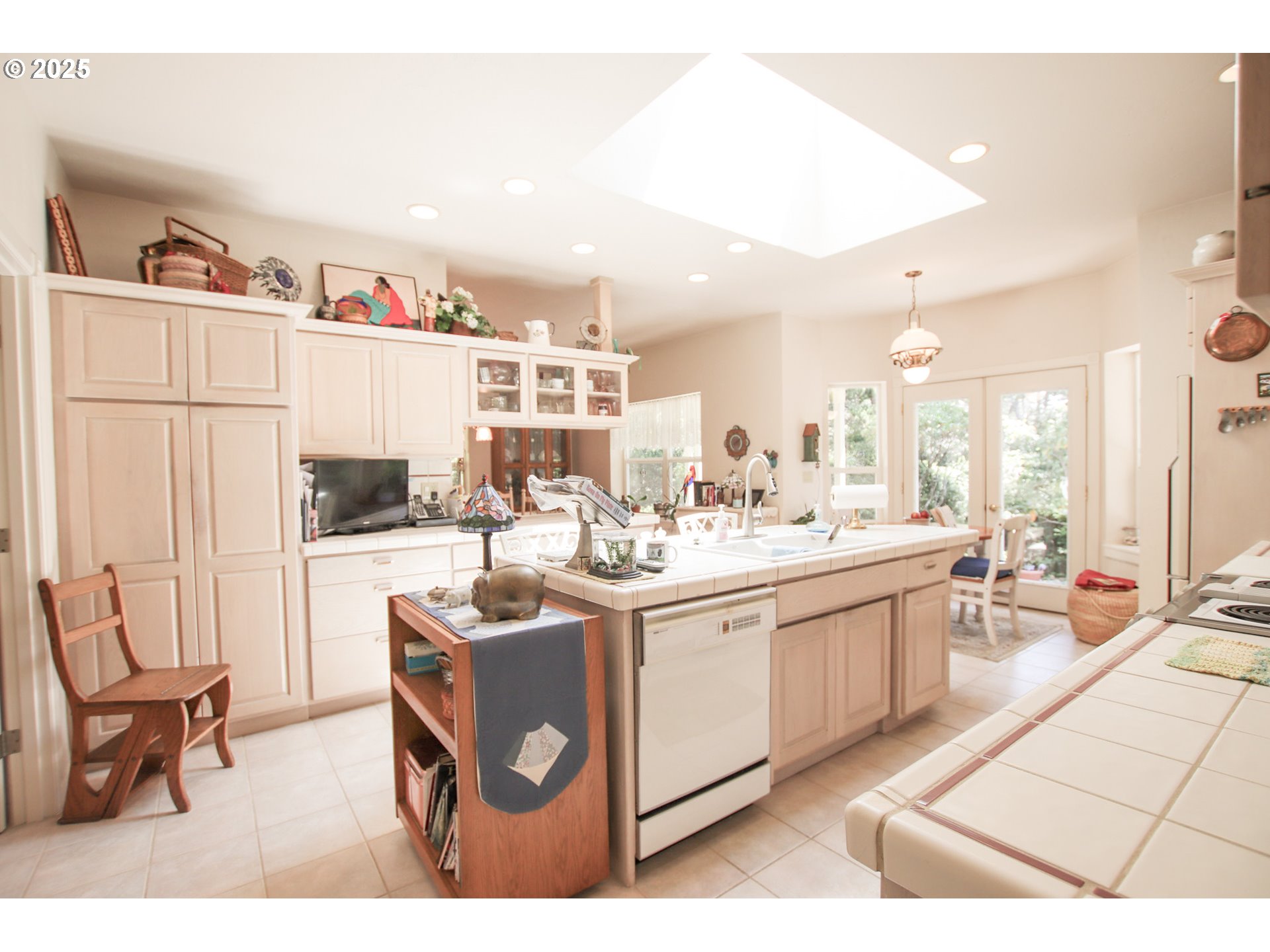 property viewer photo 17