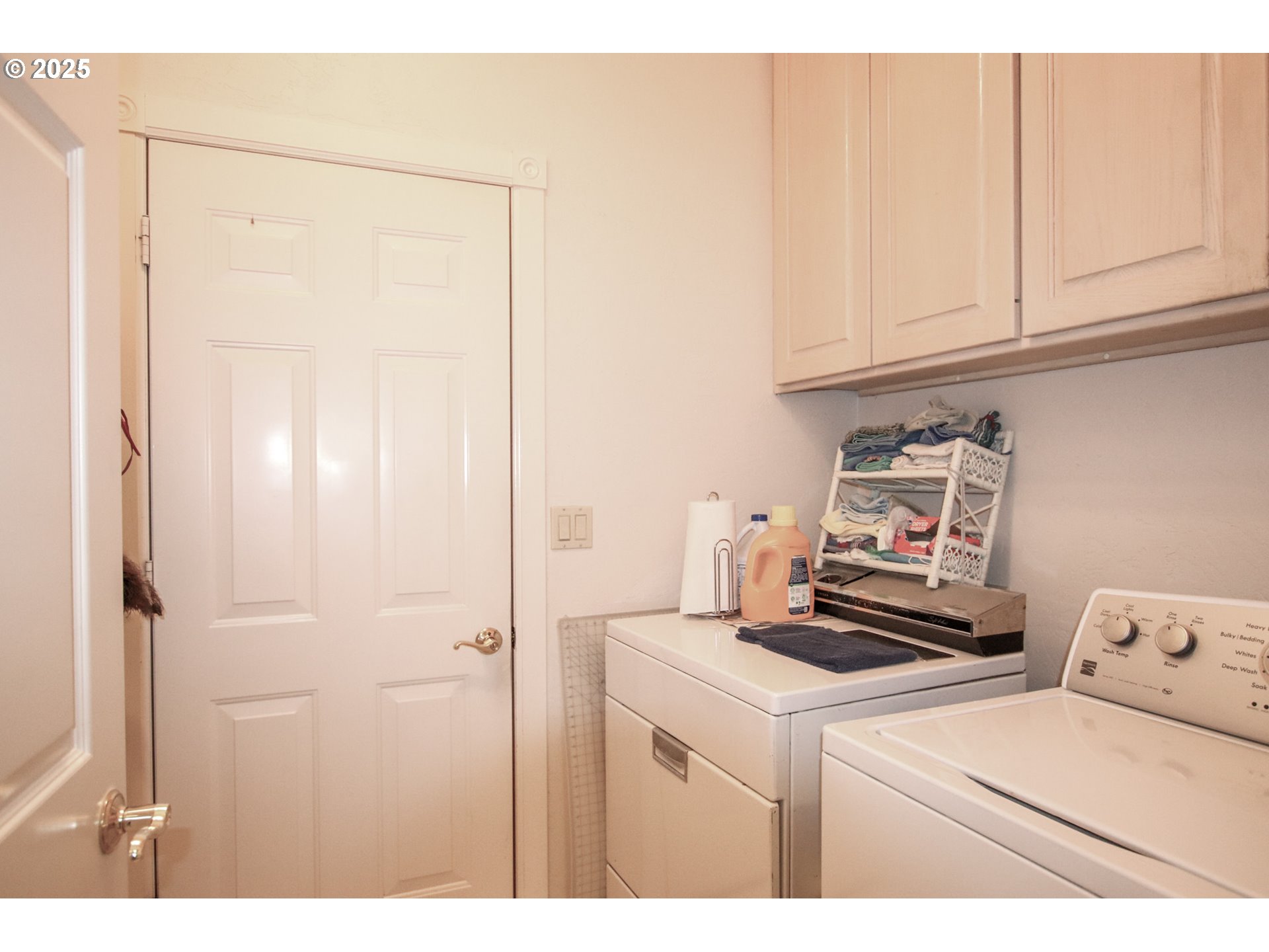 property viewer photo 23