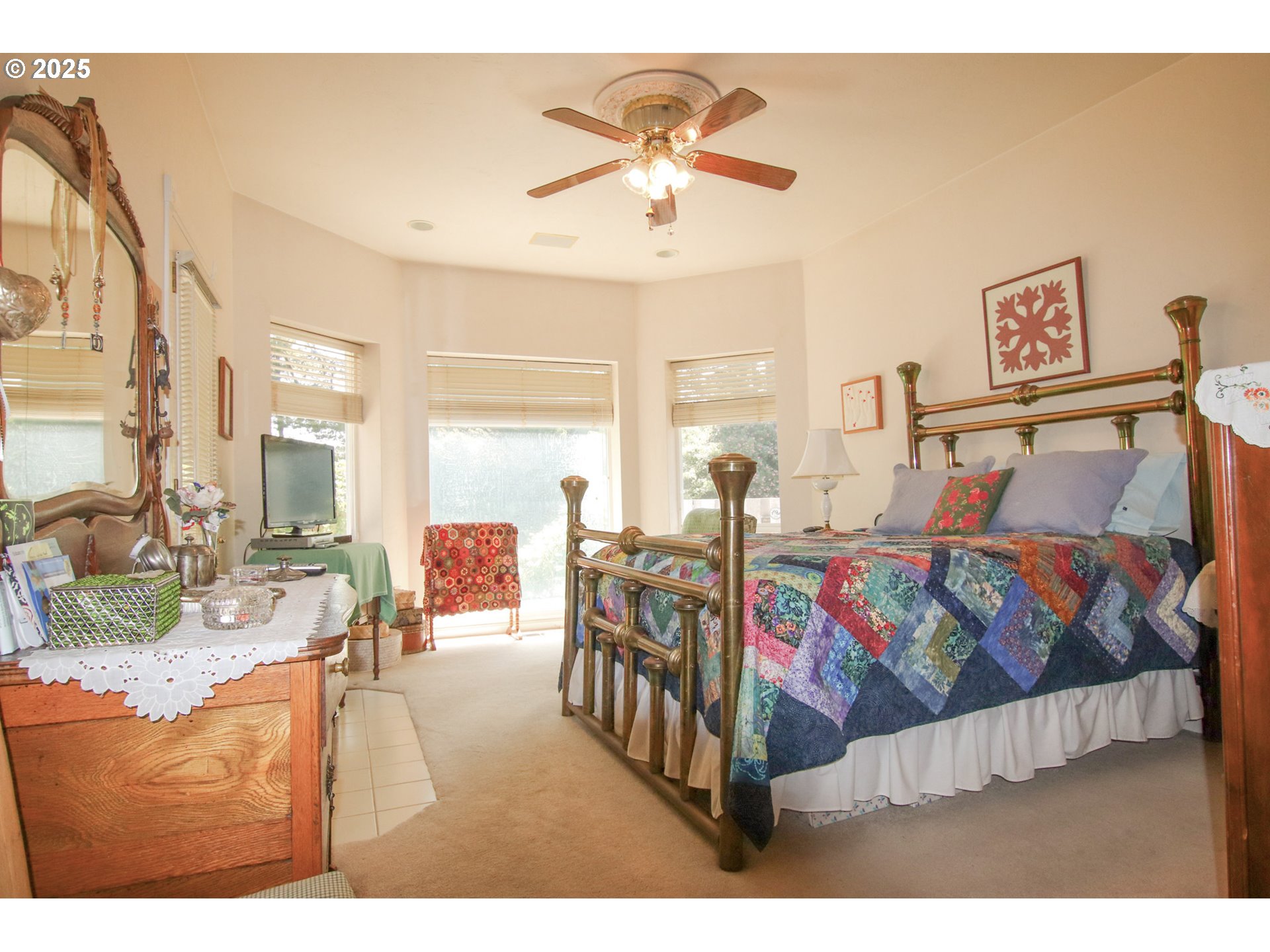 property viewer photo 24