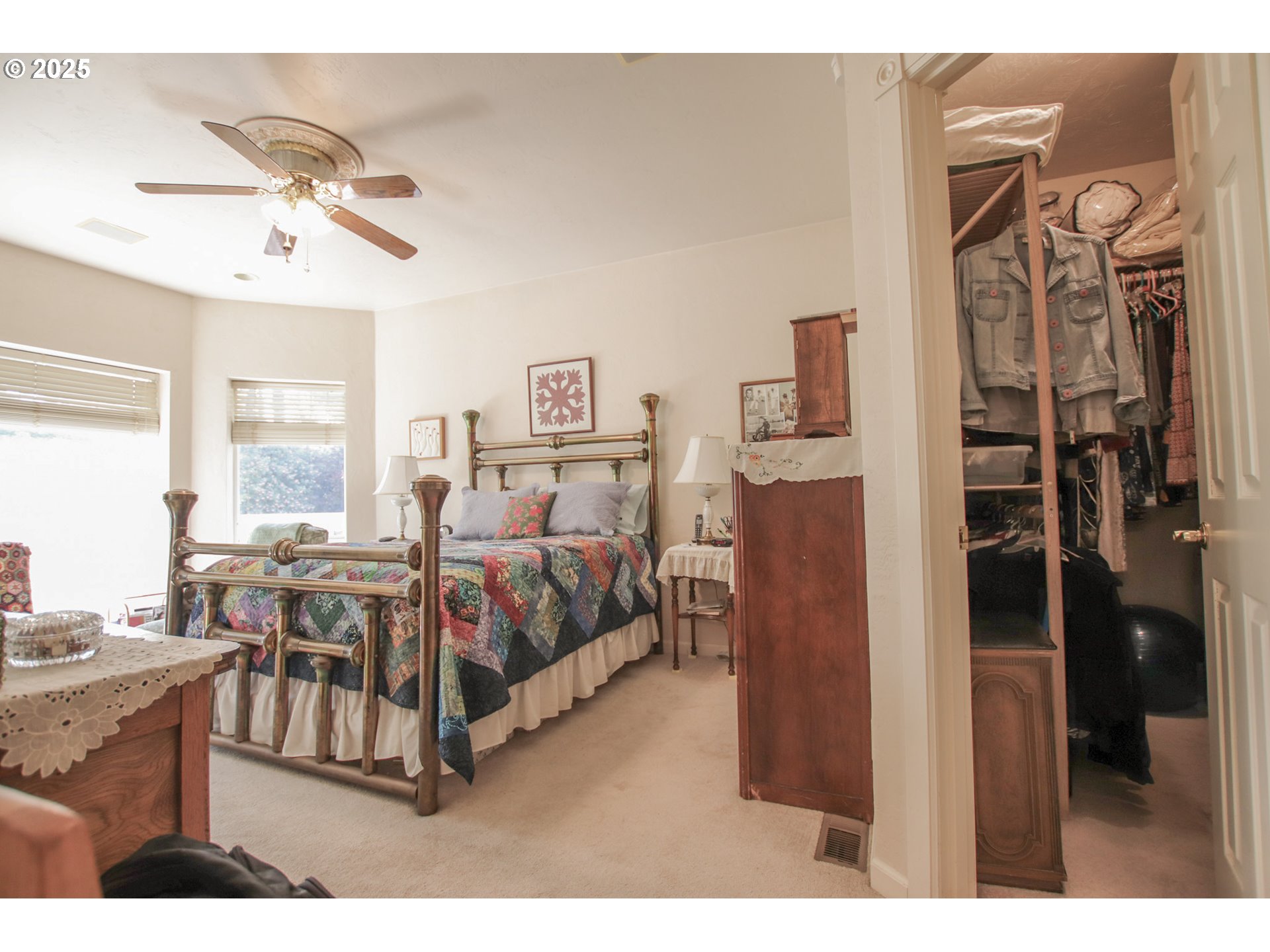 property viewer photo 25