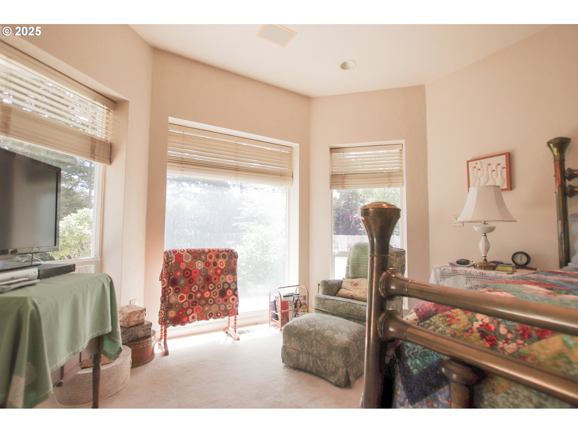 property viewer photo 28