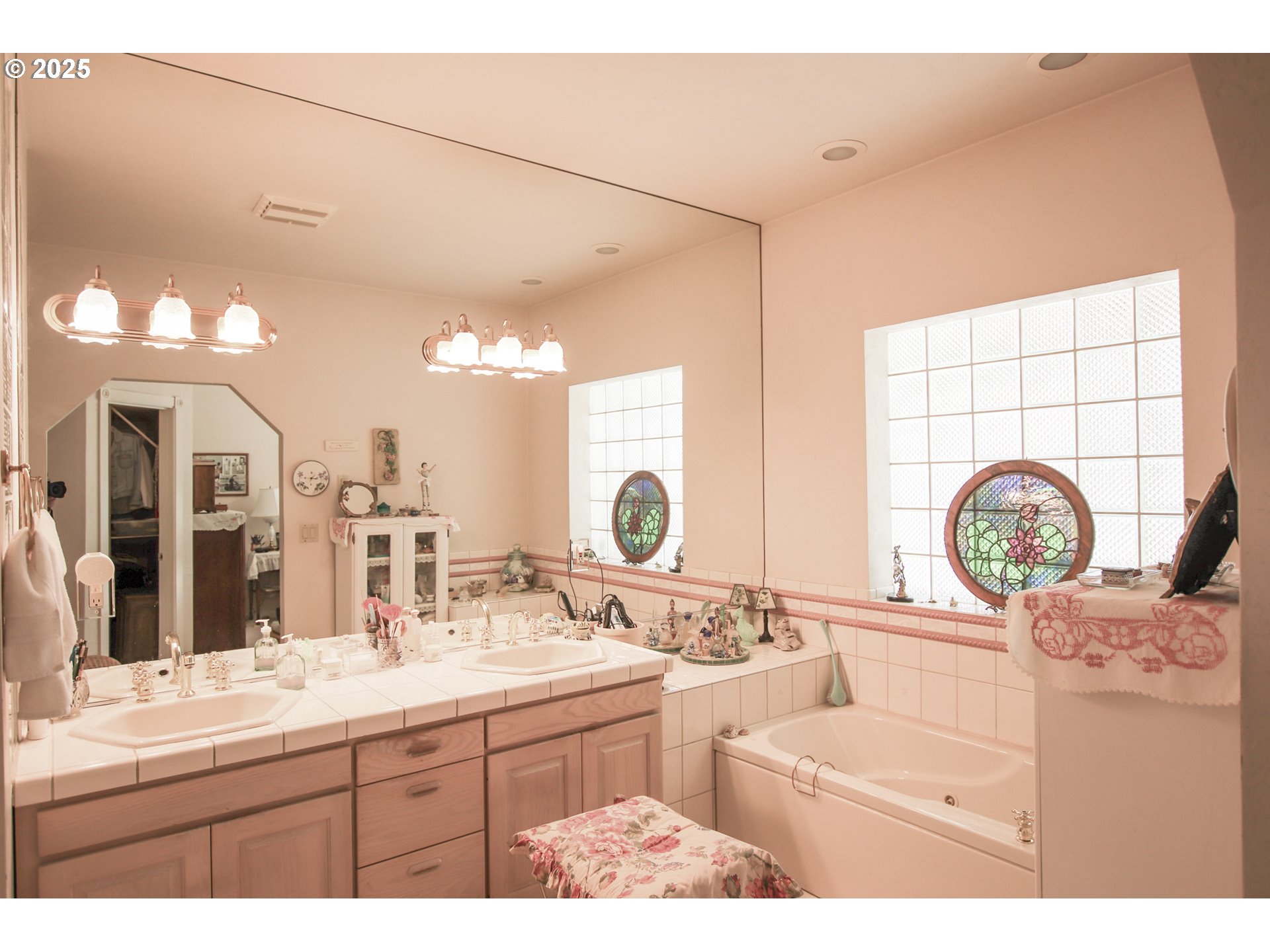 property viewer photo 29