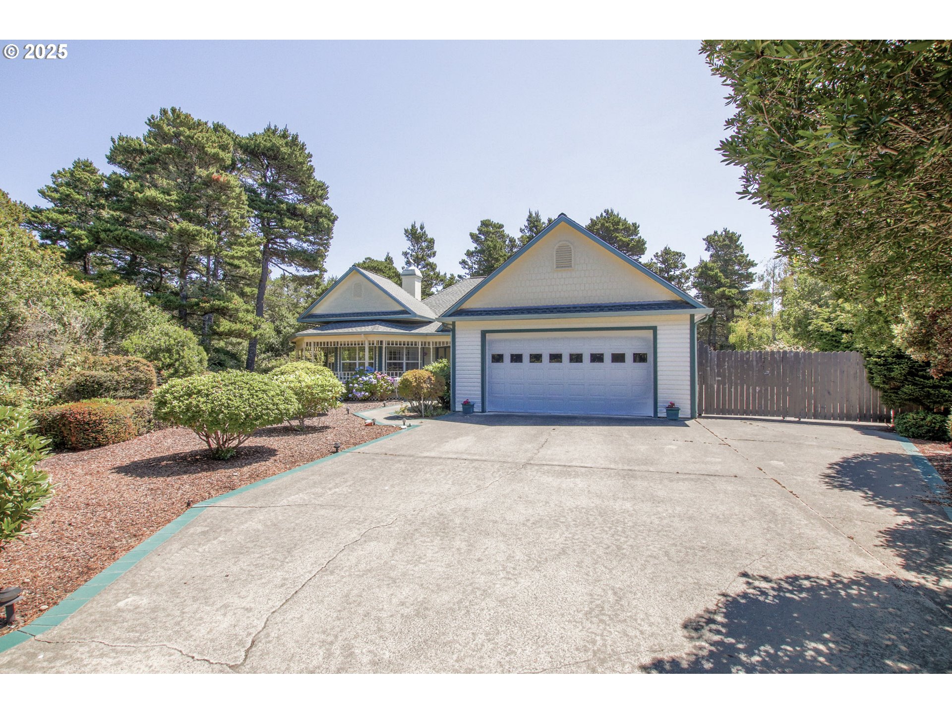 property viewer photo 33