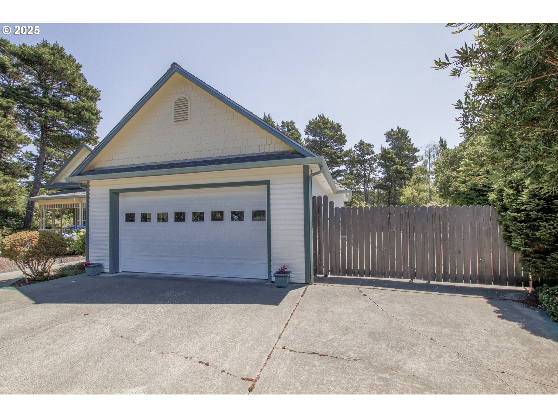 property viewer photo 34