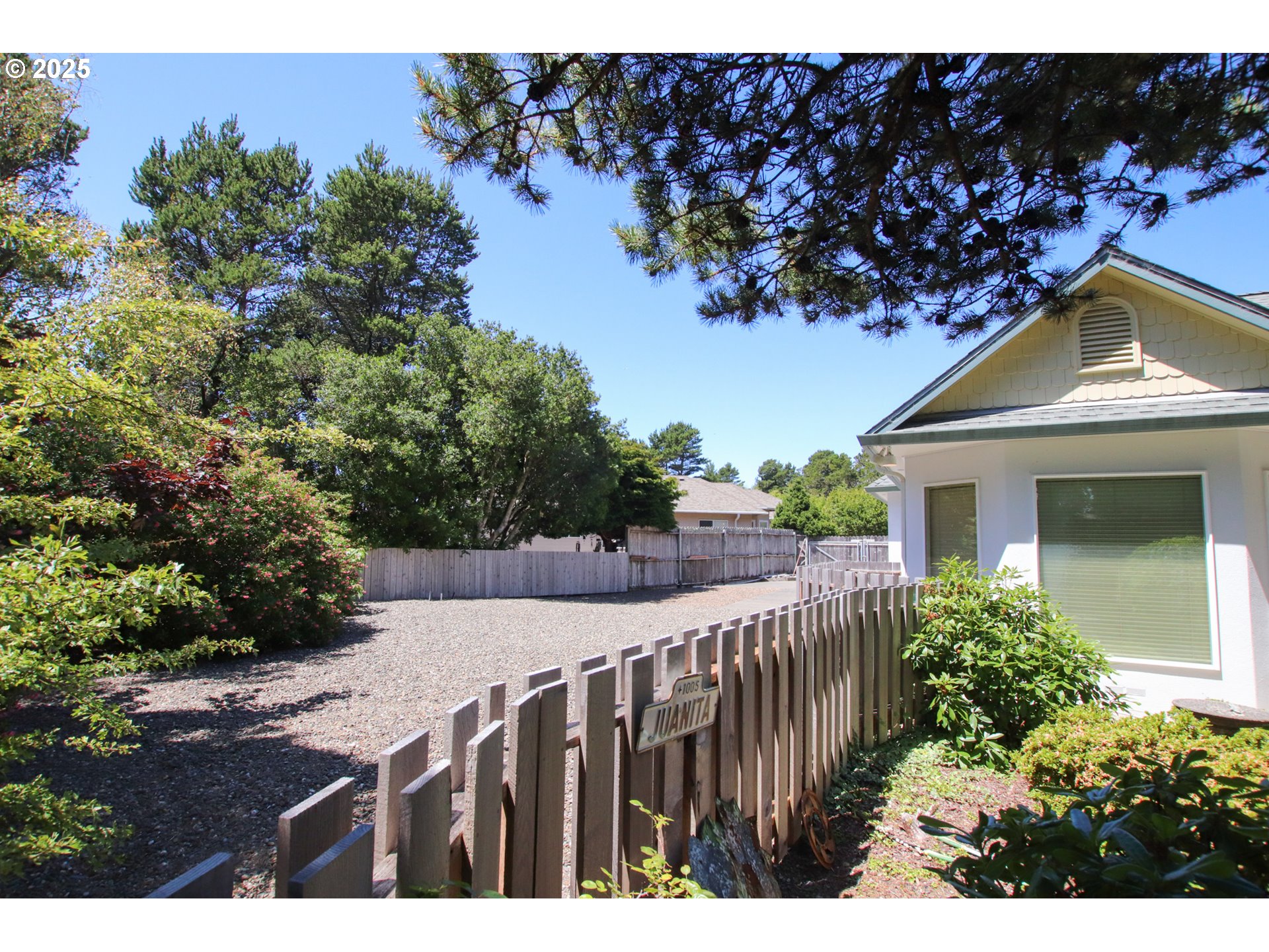 property viewer photo 39