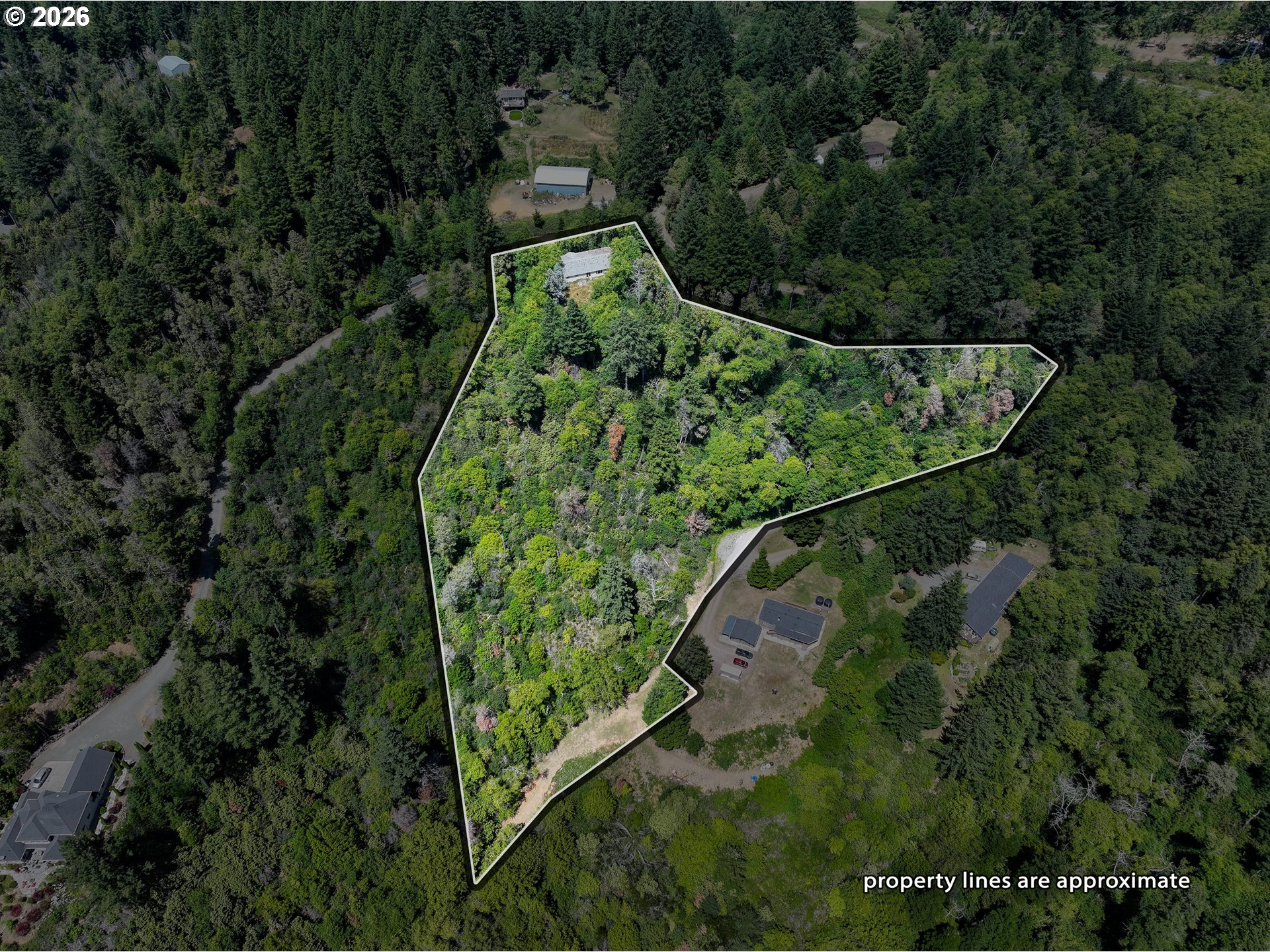 main property photo 33