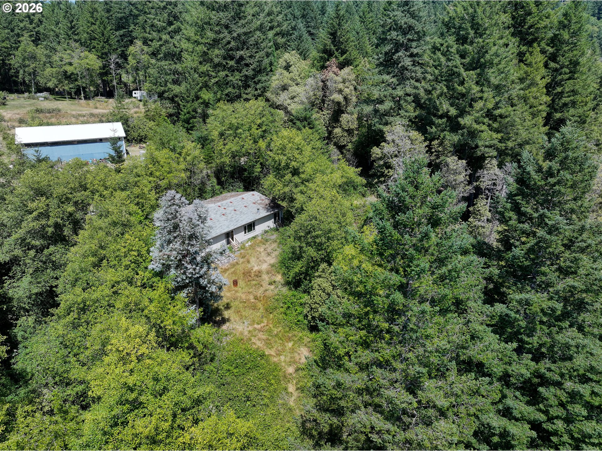 main property photo 35