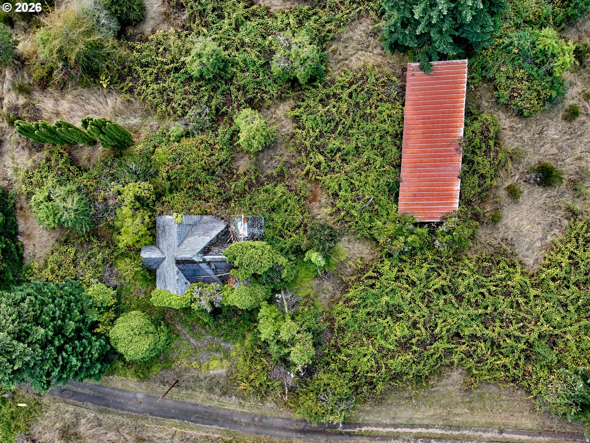 main property photo 35