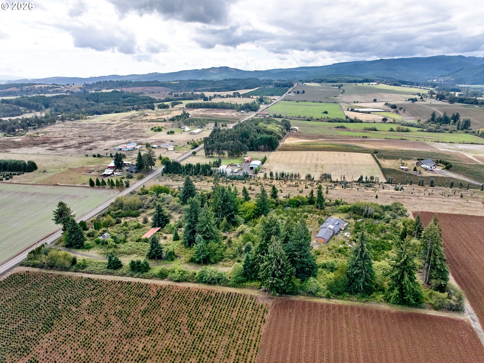 main property photo 40